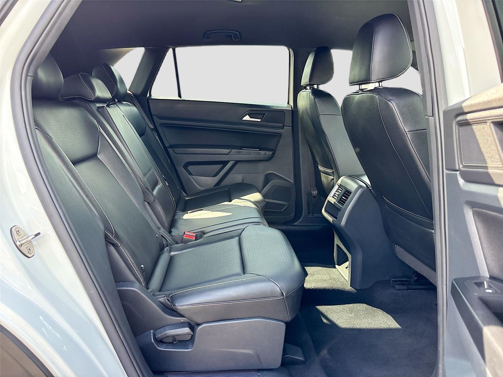 2020 Volkswagen Atlas Cross Sport 2.0T SE