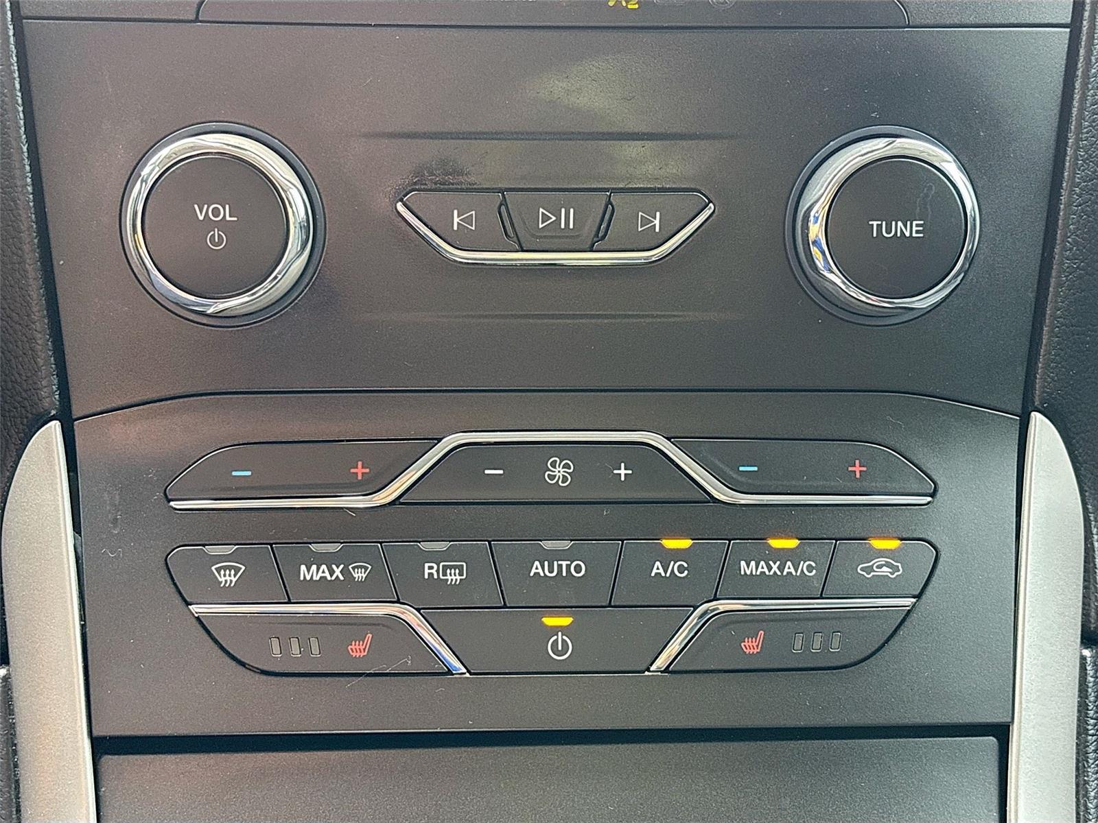 2019 Ford Edge SEL
