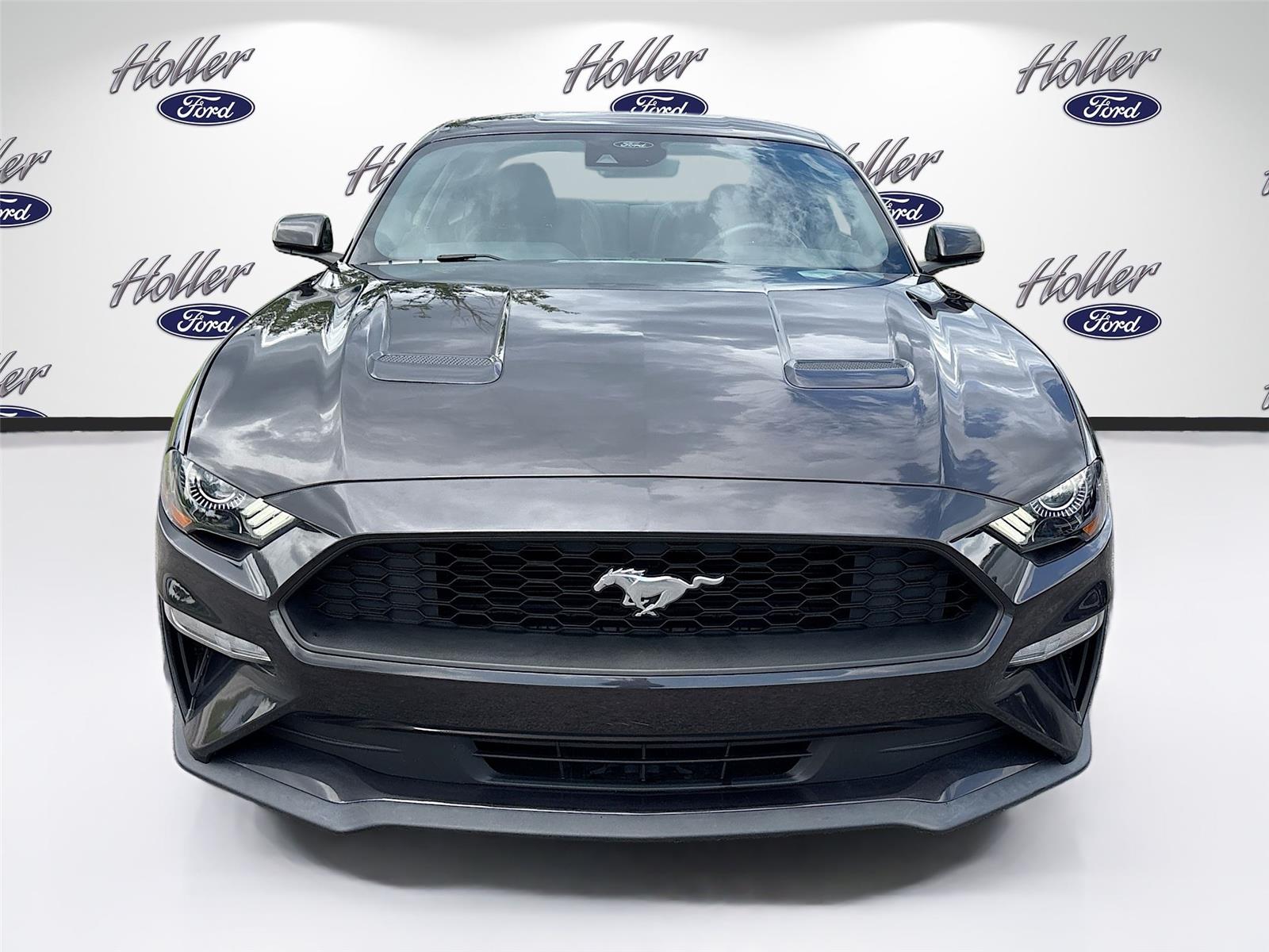 2022 Ford Mustang EcoBoost
