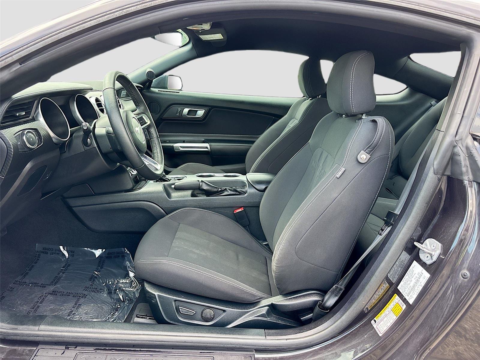 2022 Ford Mustang EcoBoost
