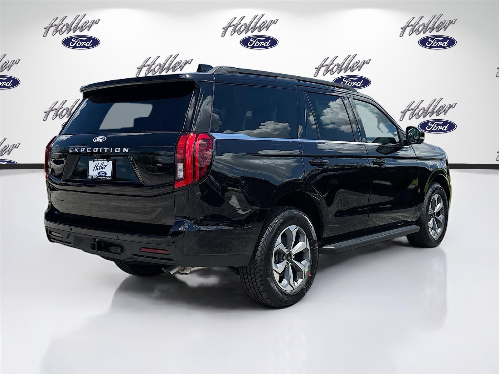 2027 Ford Expedition Active