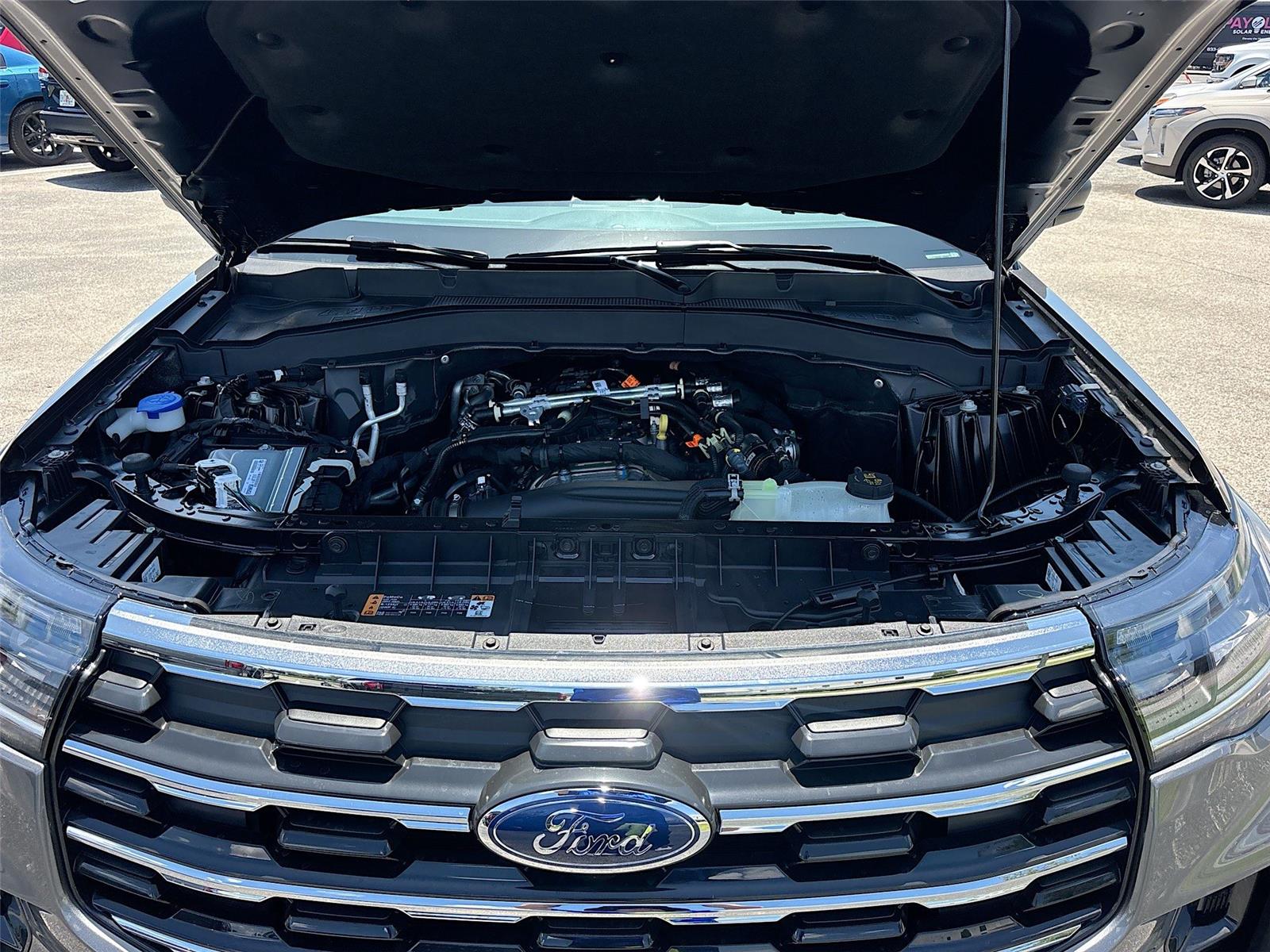 2026 Ford Explorer Active w/200A Pkg