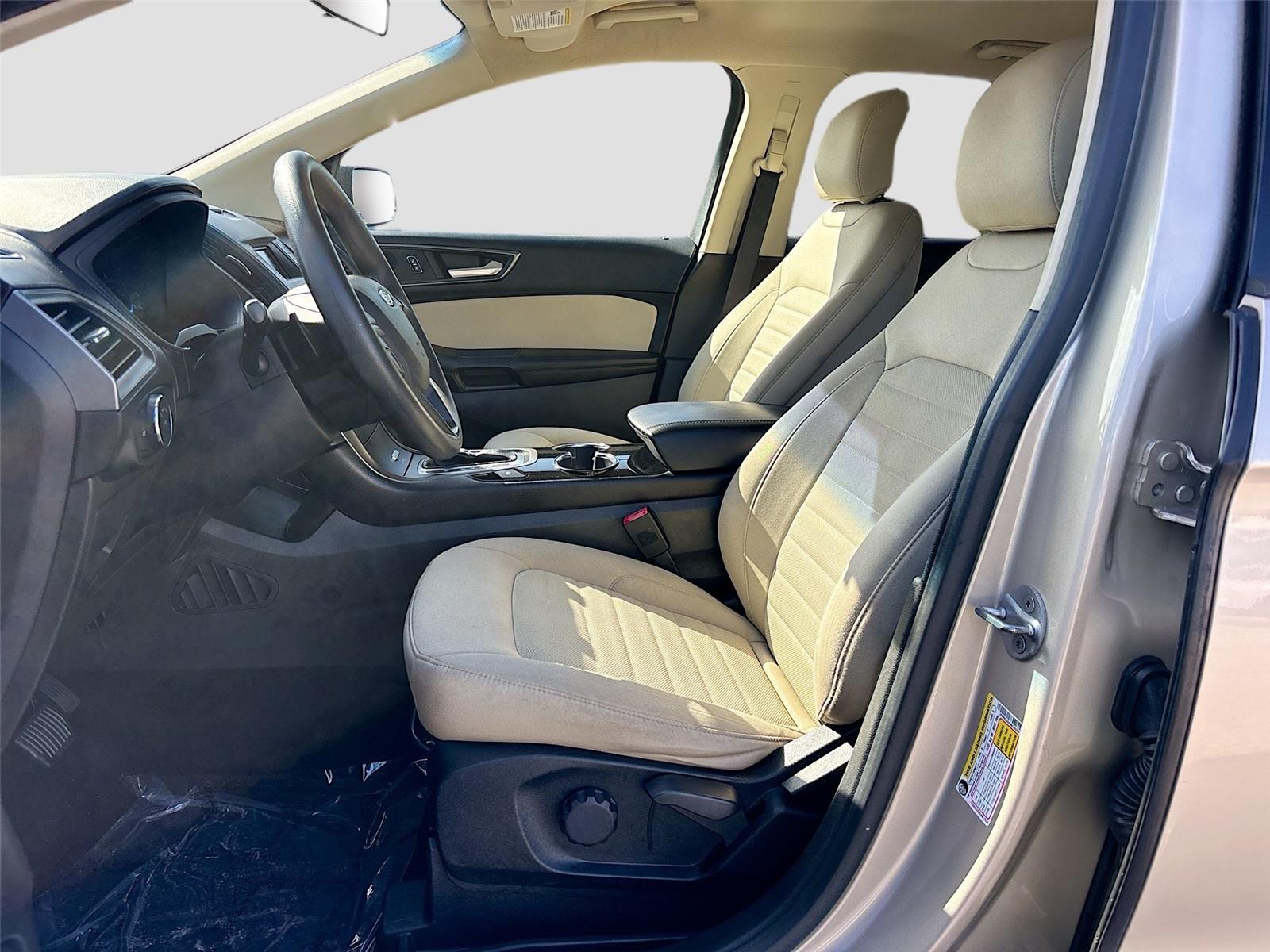 2017 Ford Edge SE
