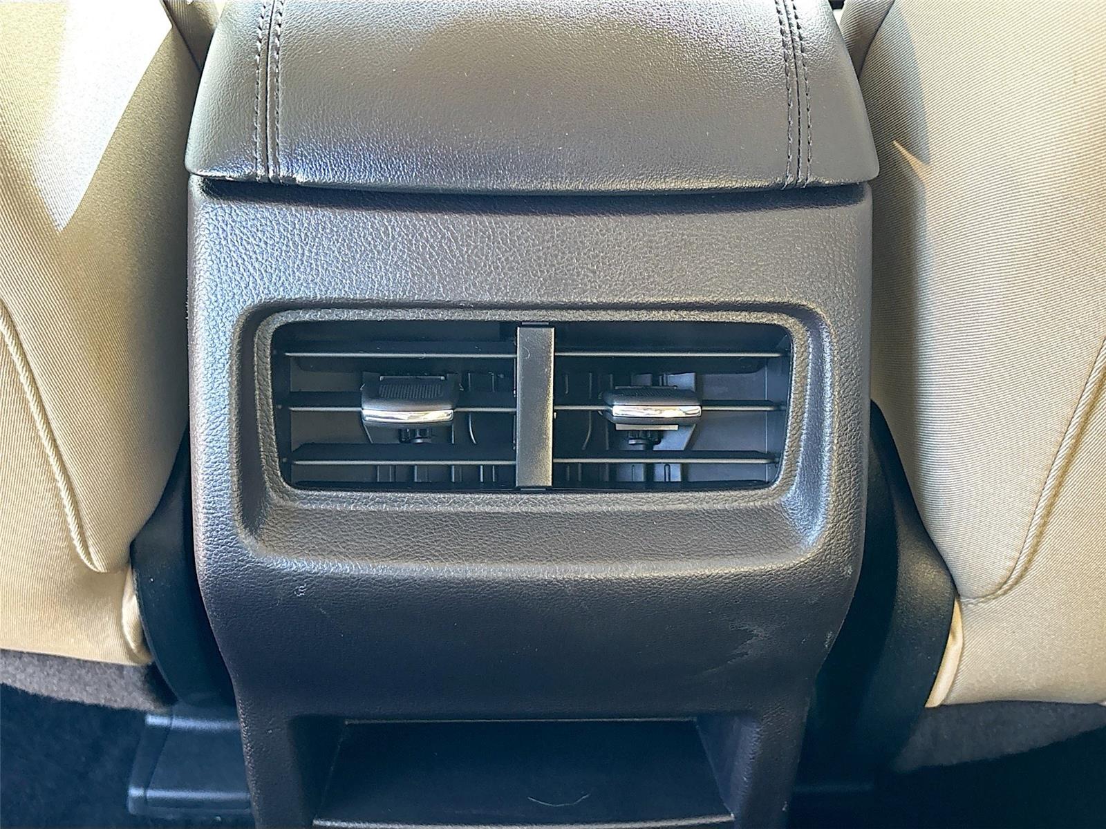 2017 Ford Edge SE