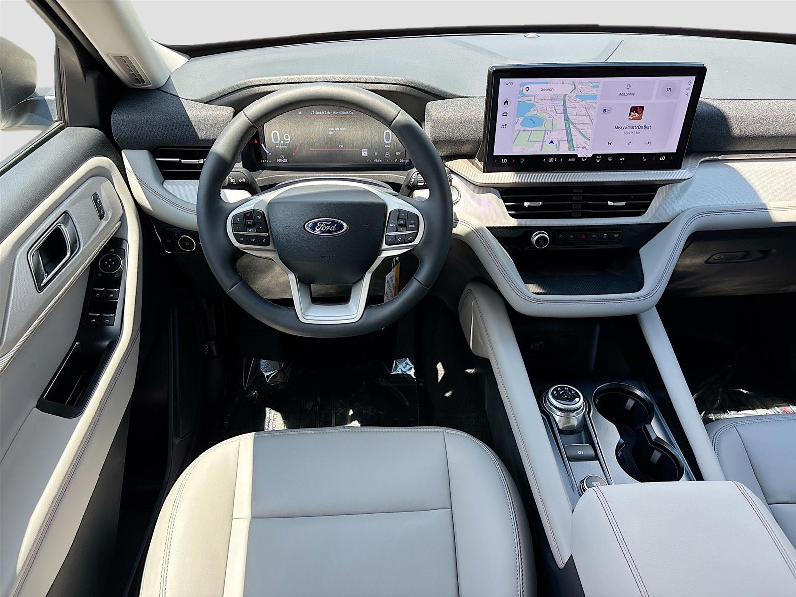 2026 Ford Explorer Active w/200A Pkg