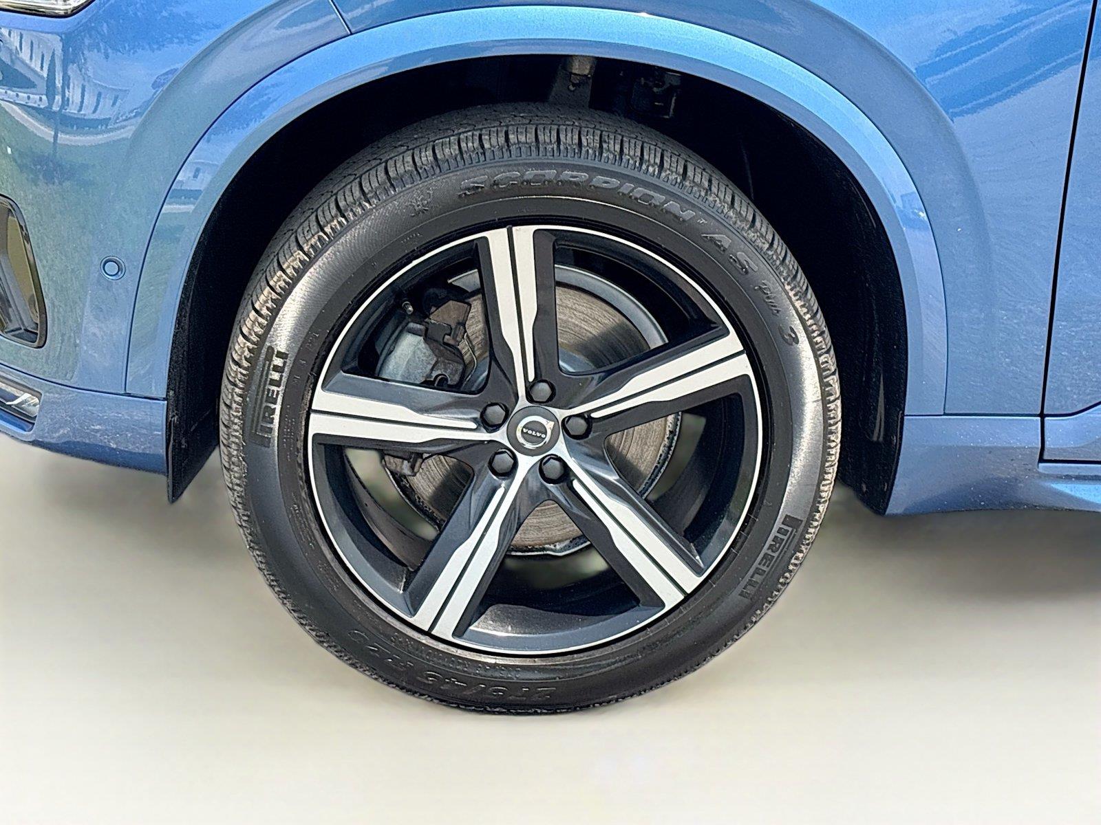 2016 Volvo XC90 T6 R-Design