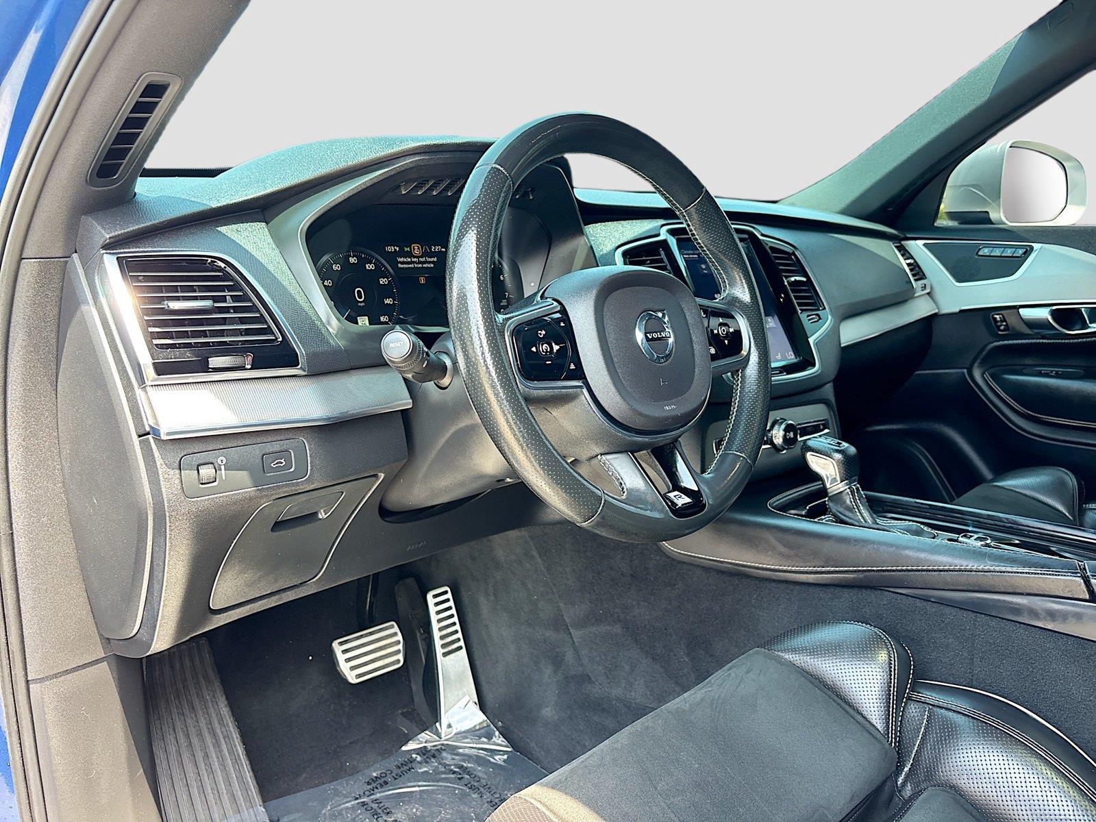 2016 Volvo XC90 T6 R-Design