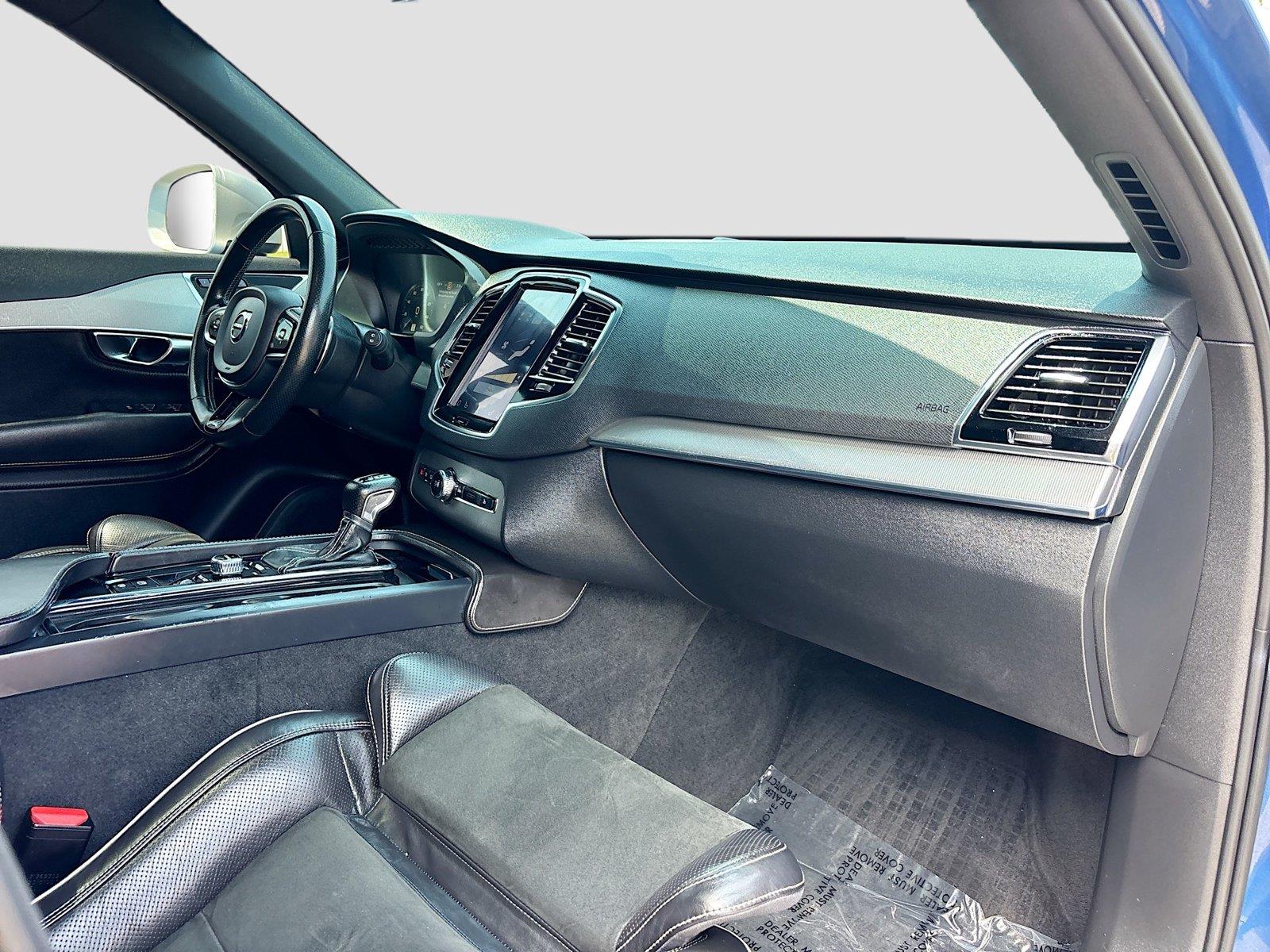 2016 Volvo XC90 T6 R-Design