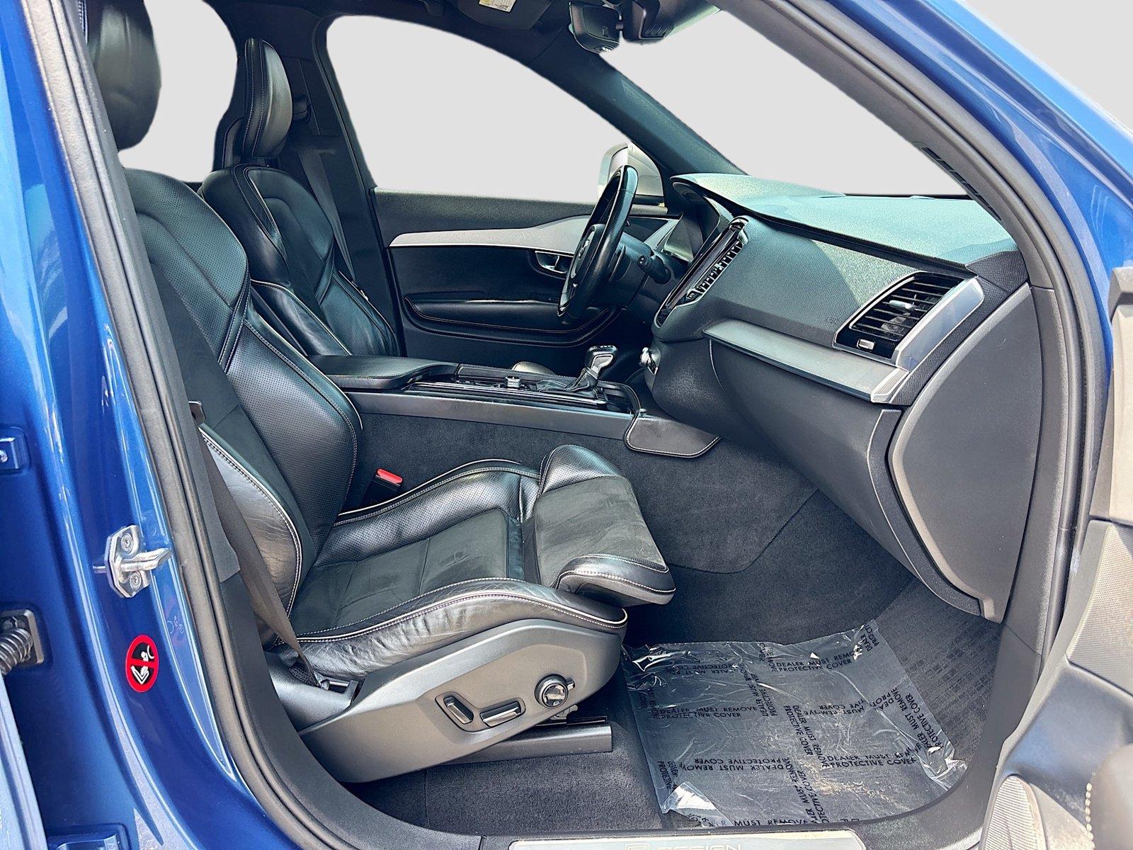 2016 Volvo XC90 T6 R-Design
