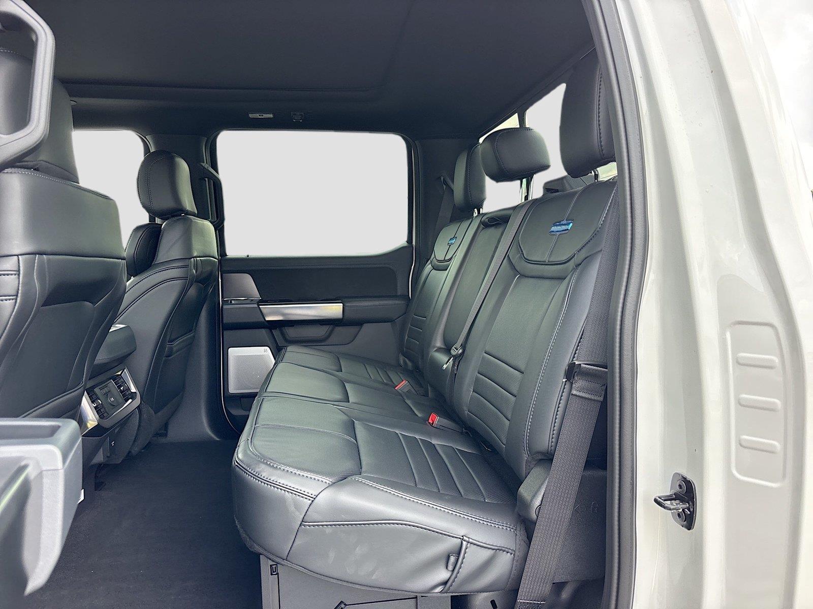 2026 Ford Super Duty F-350 SRW Platinum
