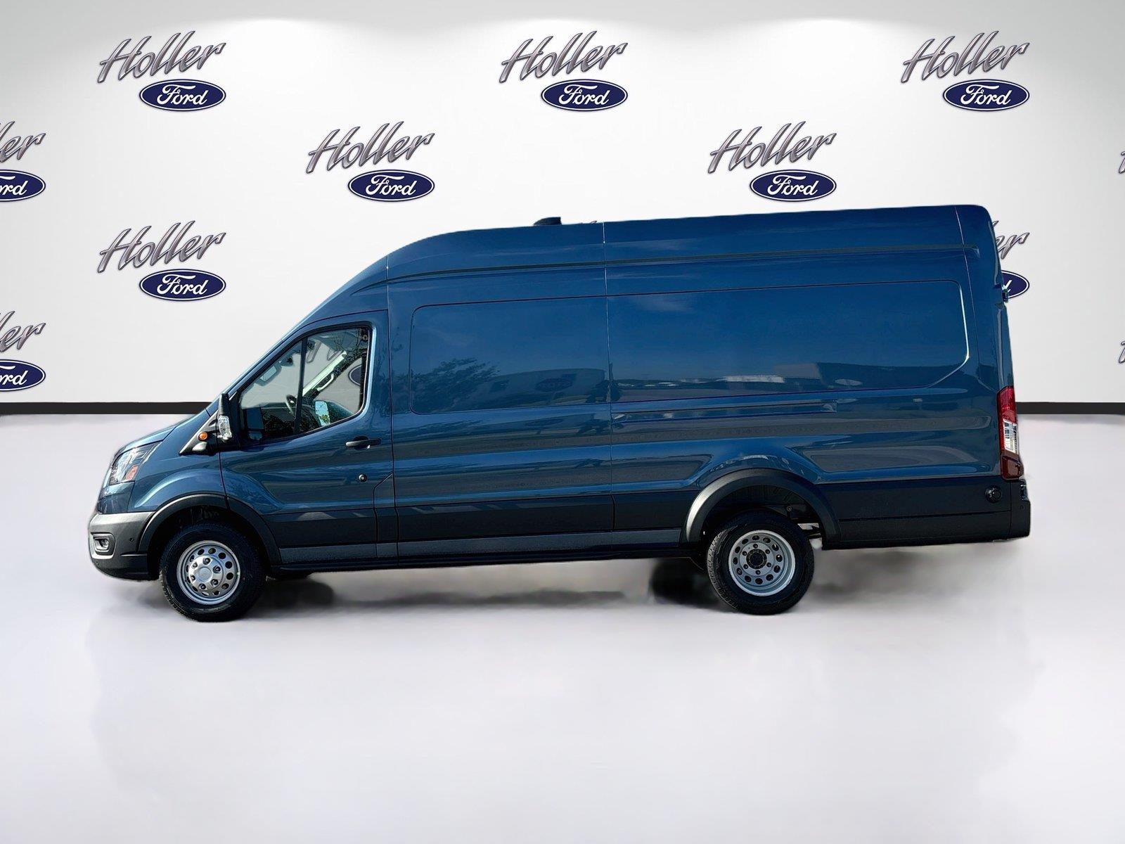 2026 Ford Transit Cargo Van T-350 HD 148″ EL HI RF 11000 GVWR DRW RW