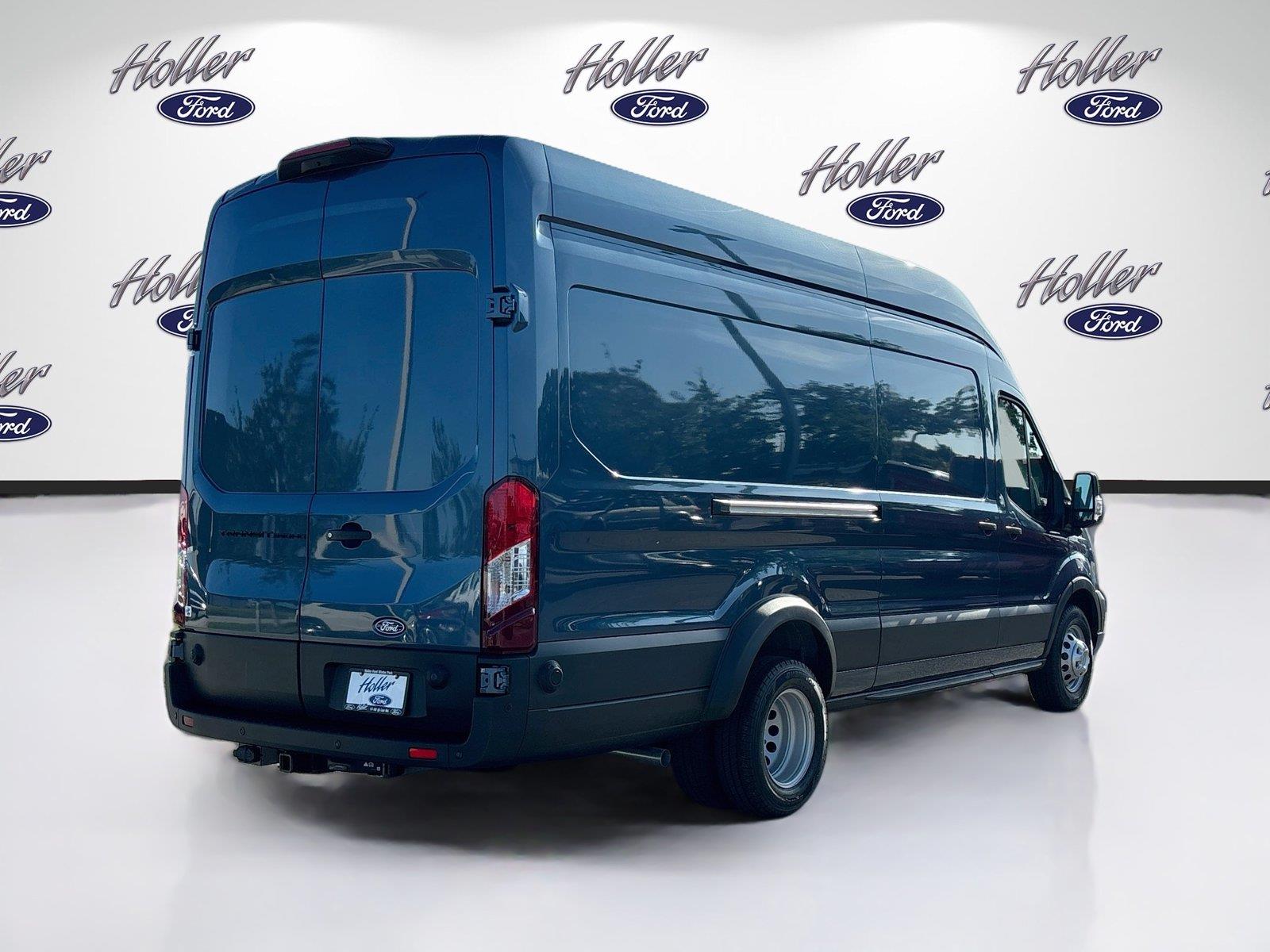 2026 Ford Transit Cargo Van T-350 HD 148″ EL HI RF 11000 GVWR DRW RW