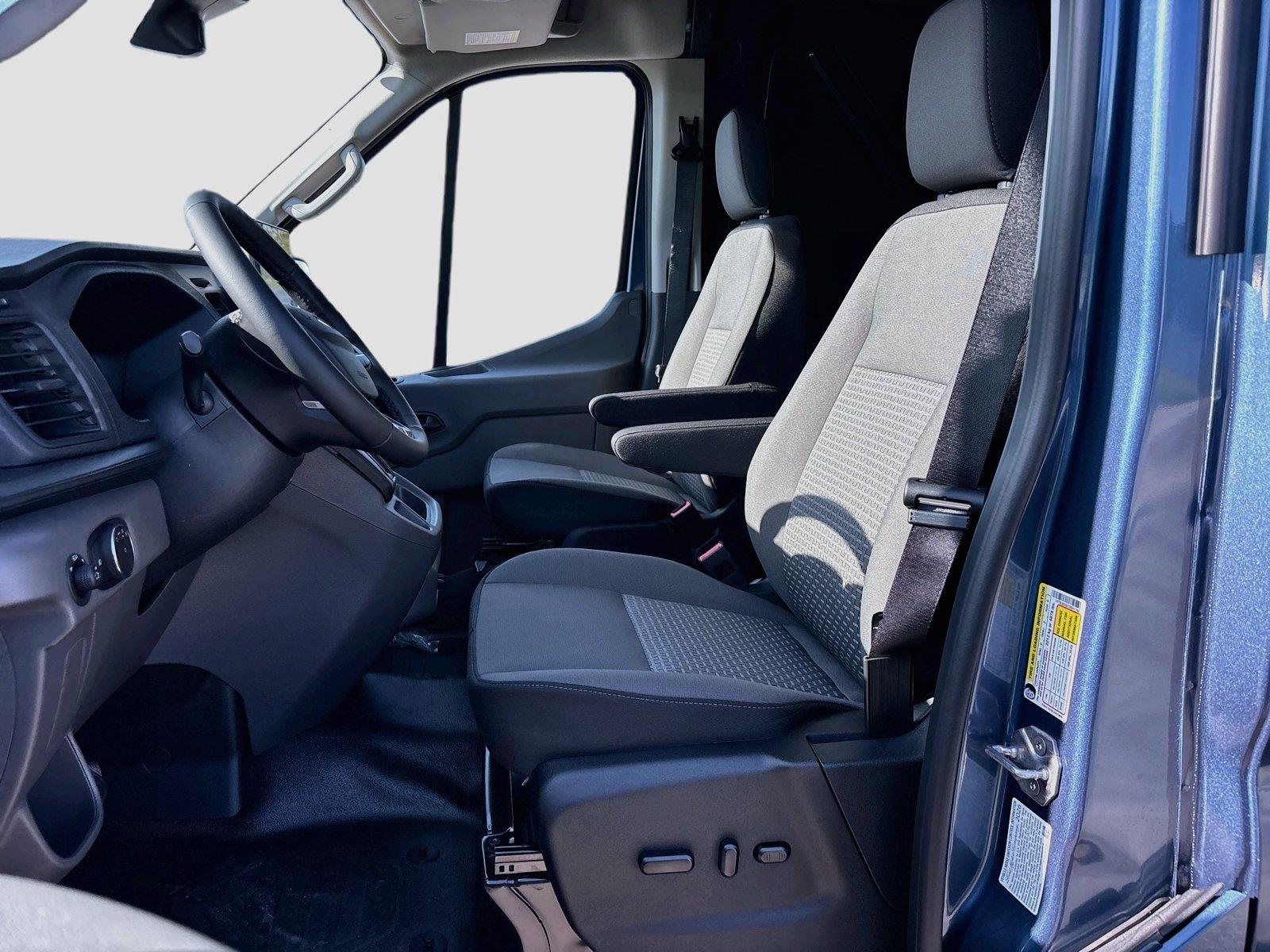 2026 Ford Transit Cargo Van T-350 HD 148″ EL HI RF 11000 GVWR DRW RW