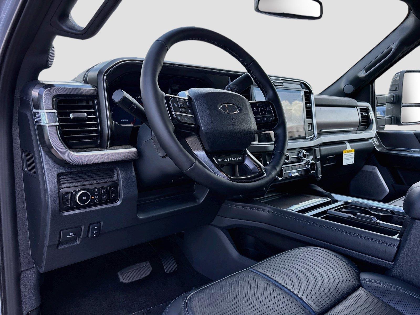 2026 Ford Super Duty F-250 SRW Platinum