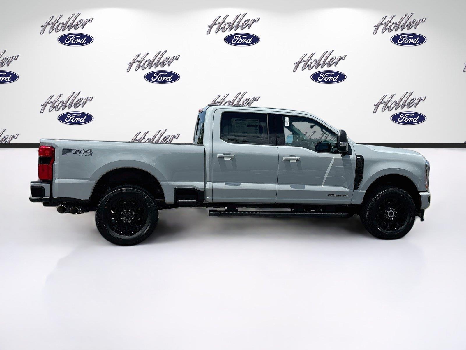 2026 Ford Super Duty F-350 SRW XLT