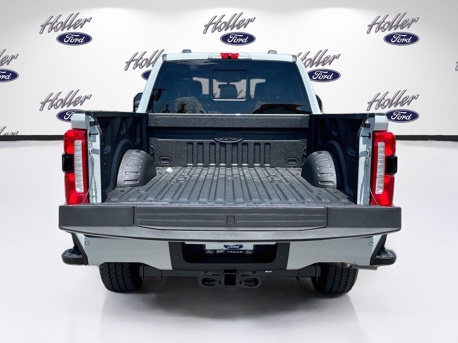 2026 Ford Super Duty F-350 SRW XLT