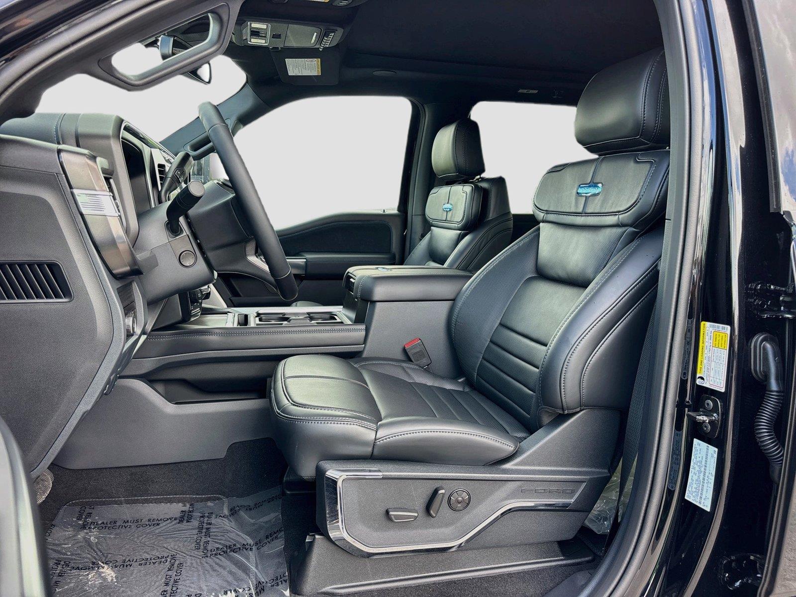 2026 Ford Super Duty F-350 SRW Platinum