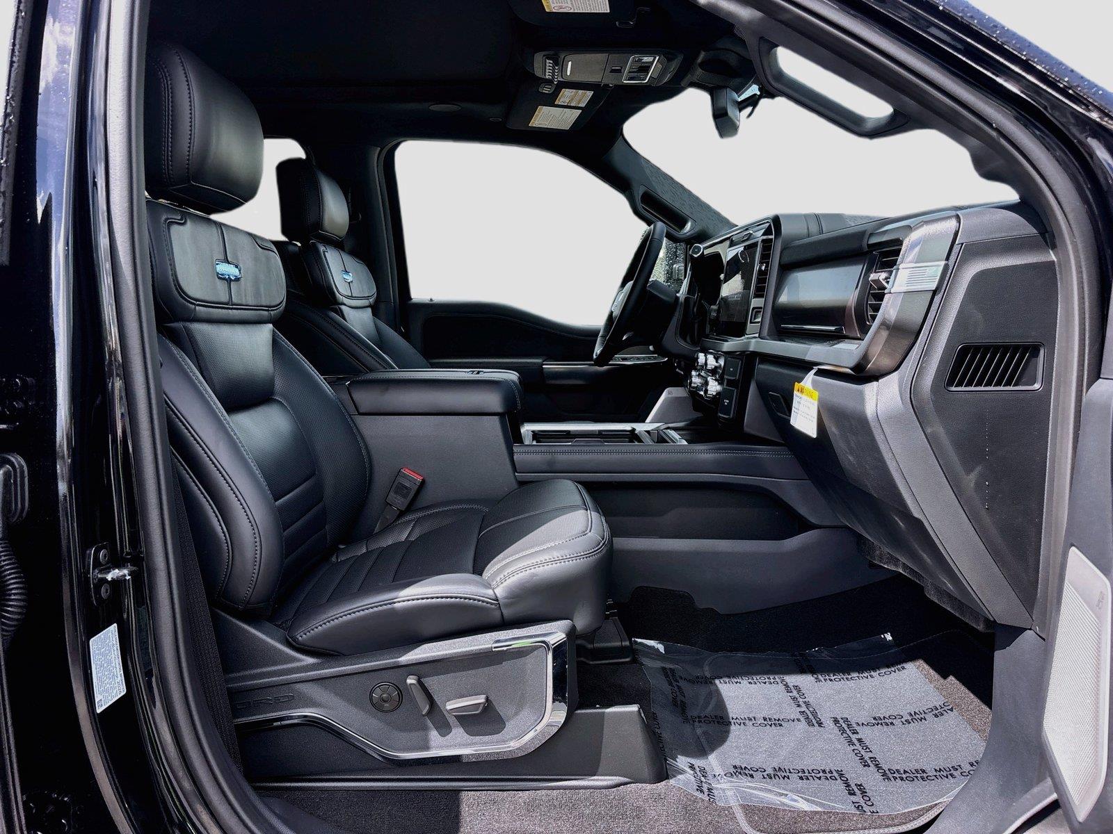 2026 Ford Super Duty F-350 SRW Platinum