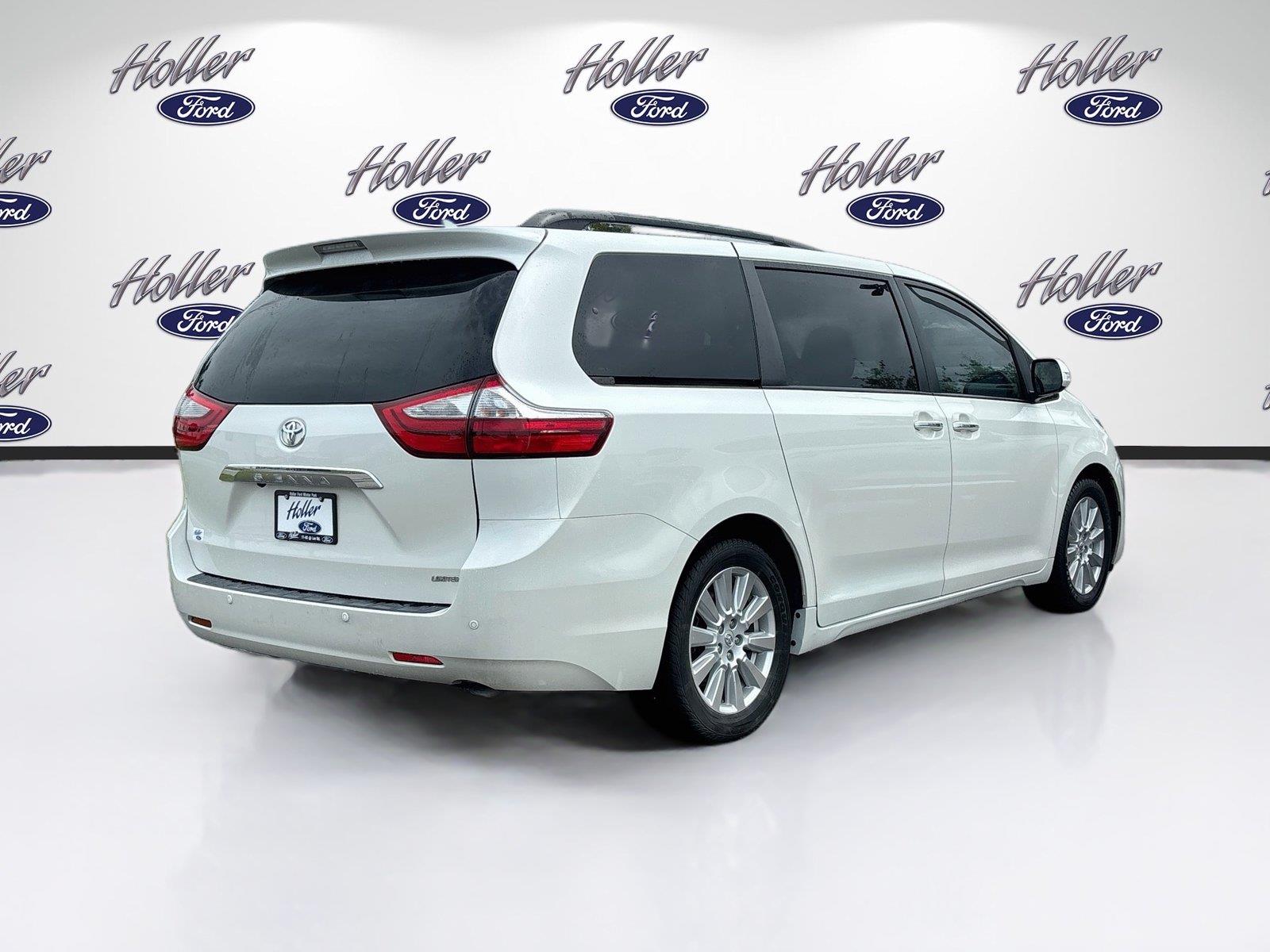 2017 Toyota Sienna Limited Premium 7-Passenger