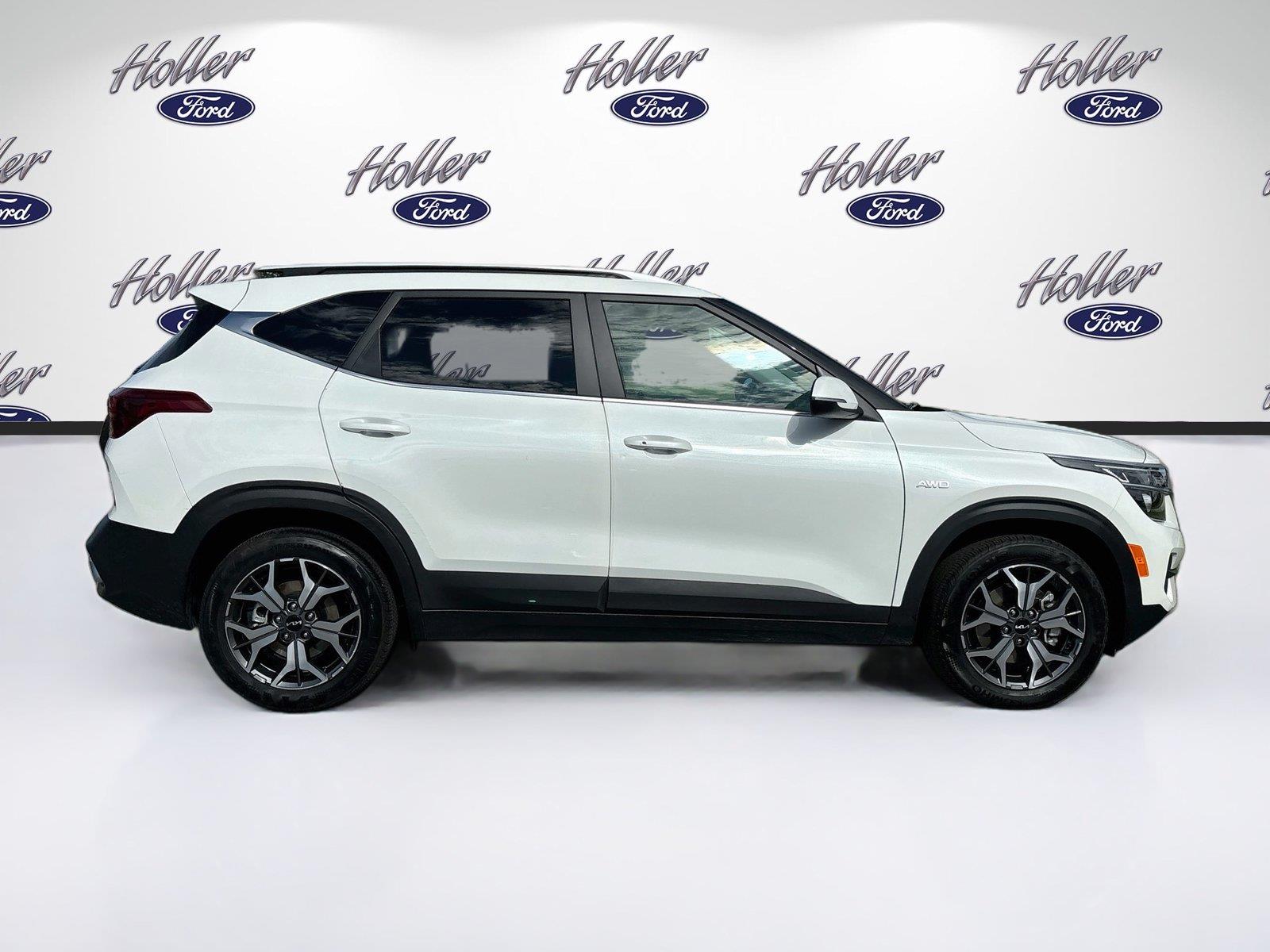 2023 Kia Seltos EX