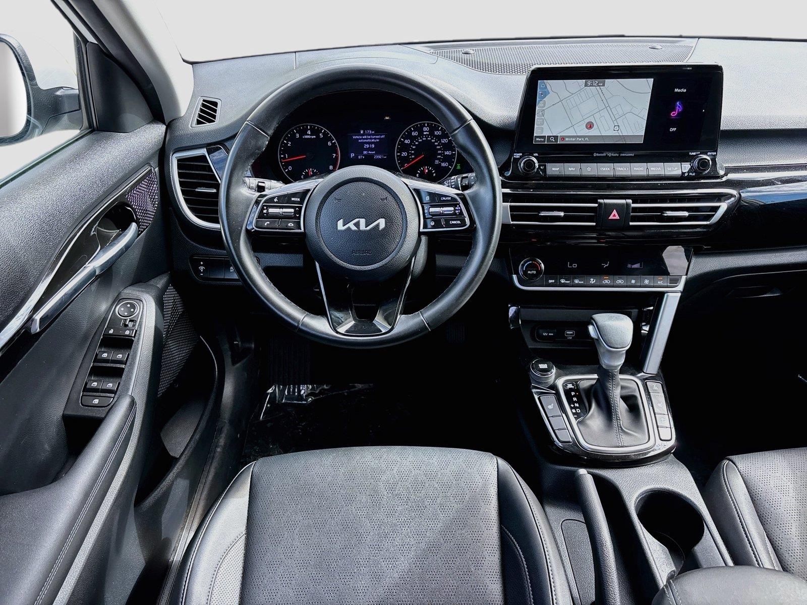 2023 Kia Seltos EX