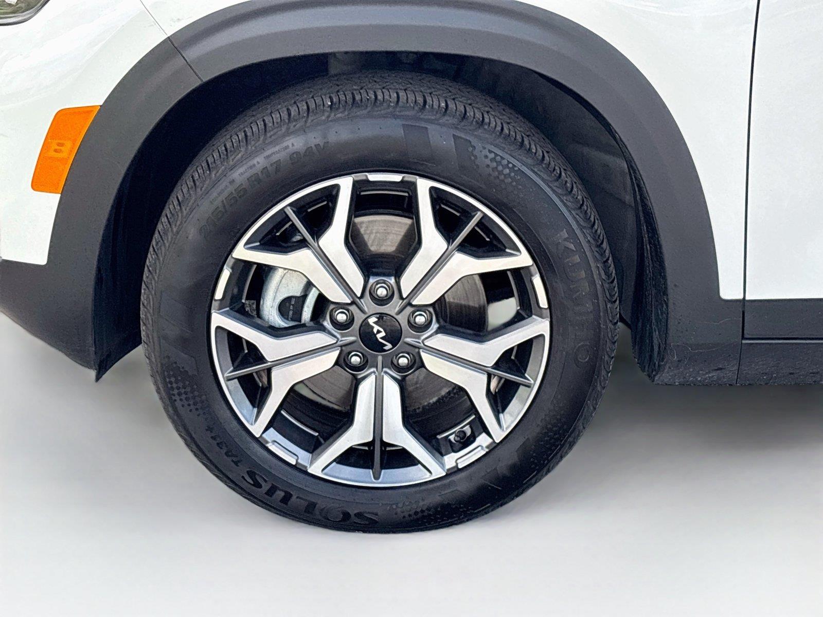 2023 Kia Seltos EX