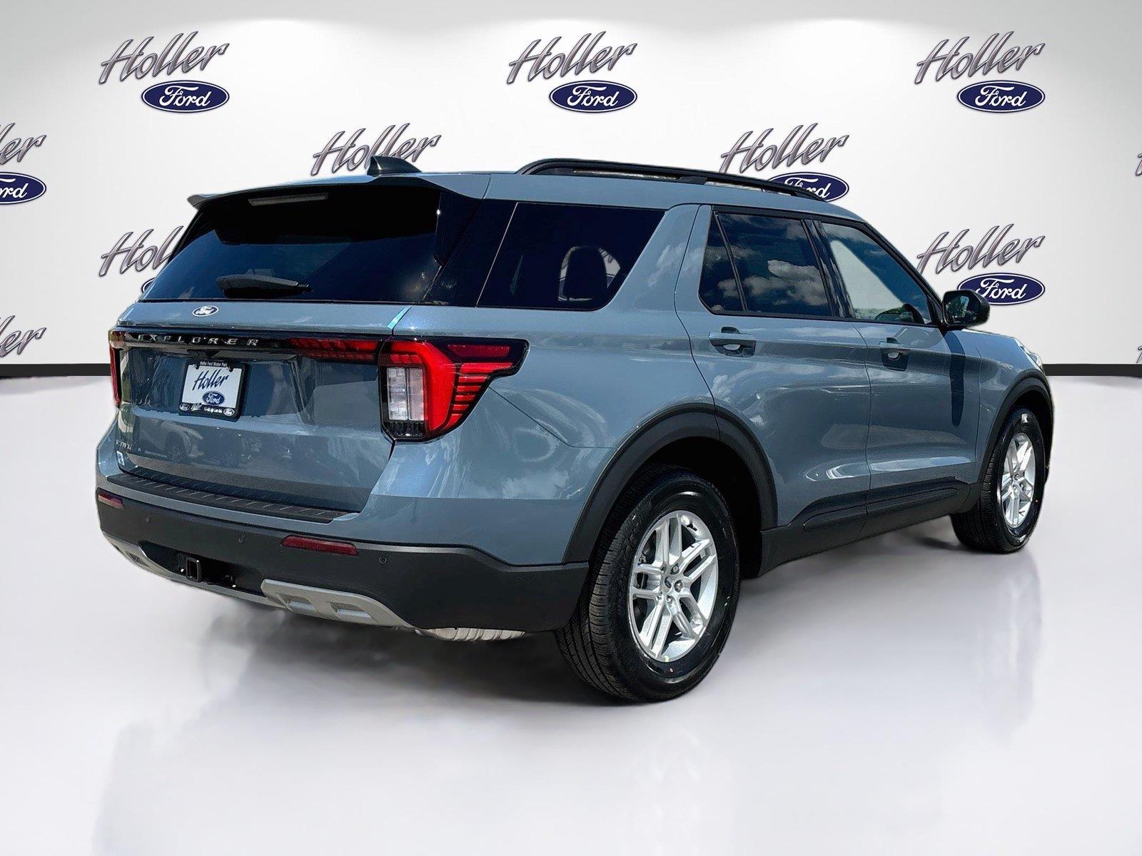 2027 Ford Explorer Active w/200A Pkg