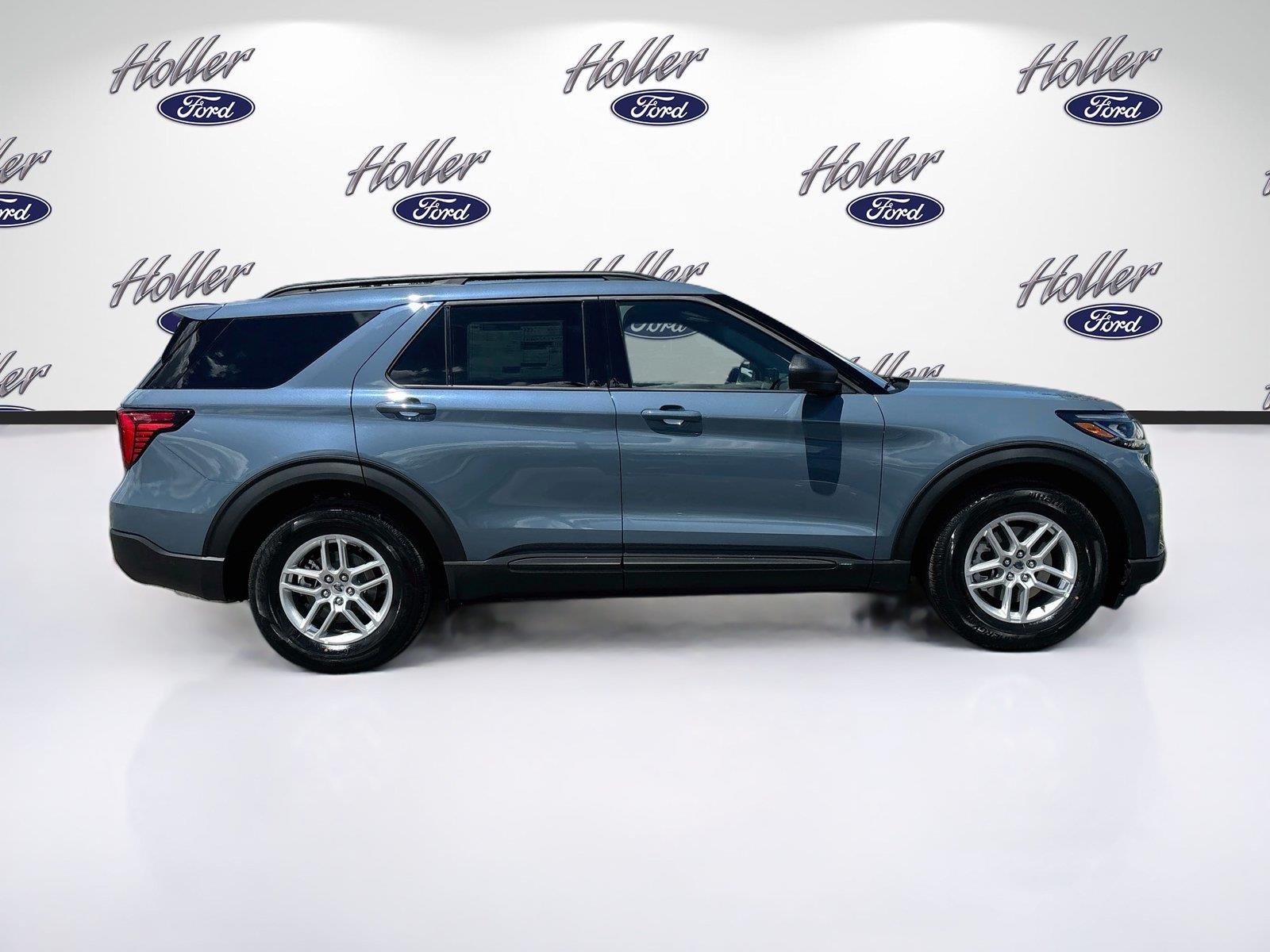2027 Ford Explorer Active w/200A Pkg