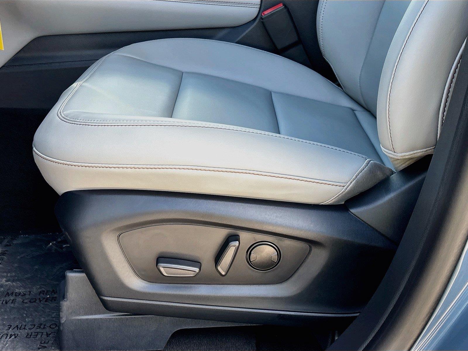 2027 Ford Explorer Active w/200A Pkg