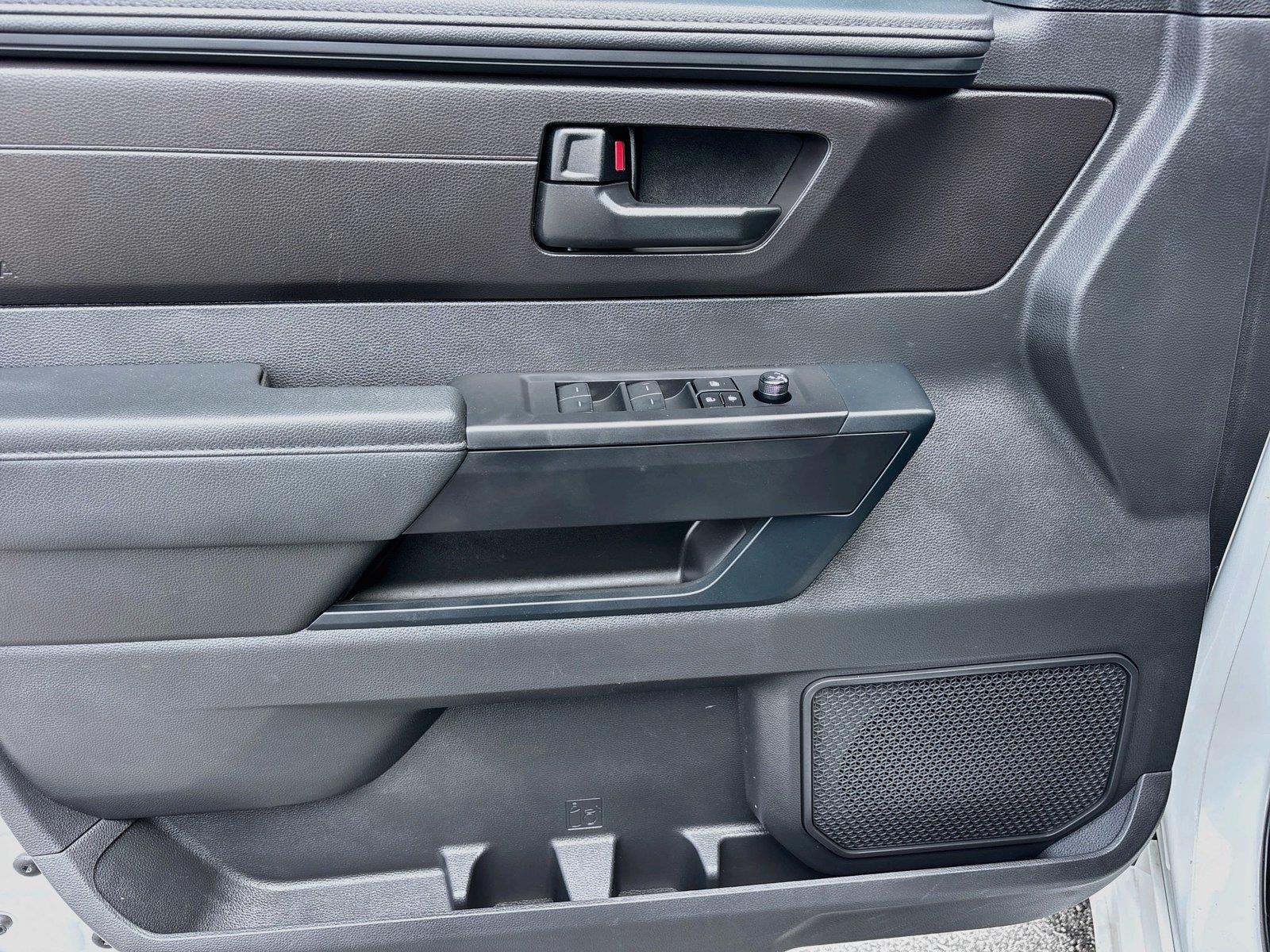 2025 Toyota Tundra SR