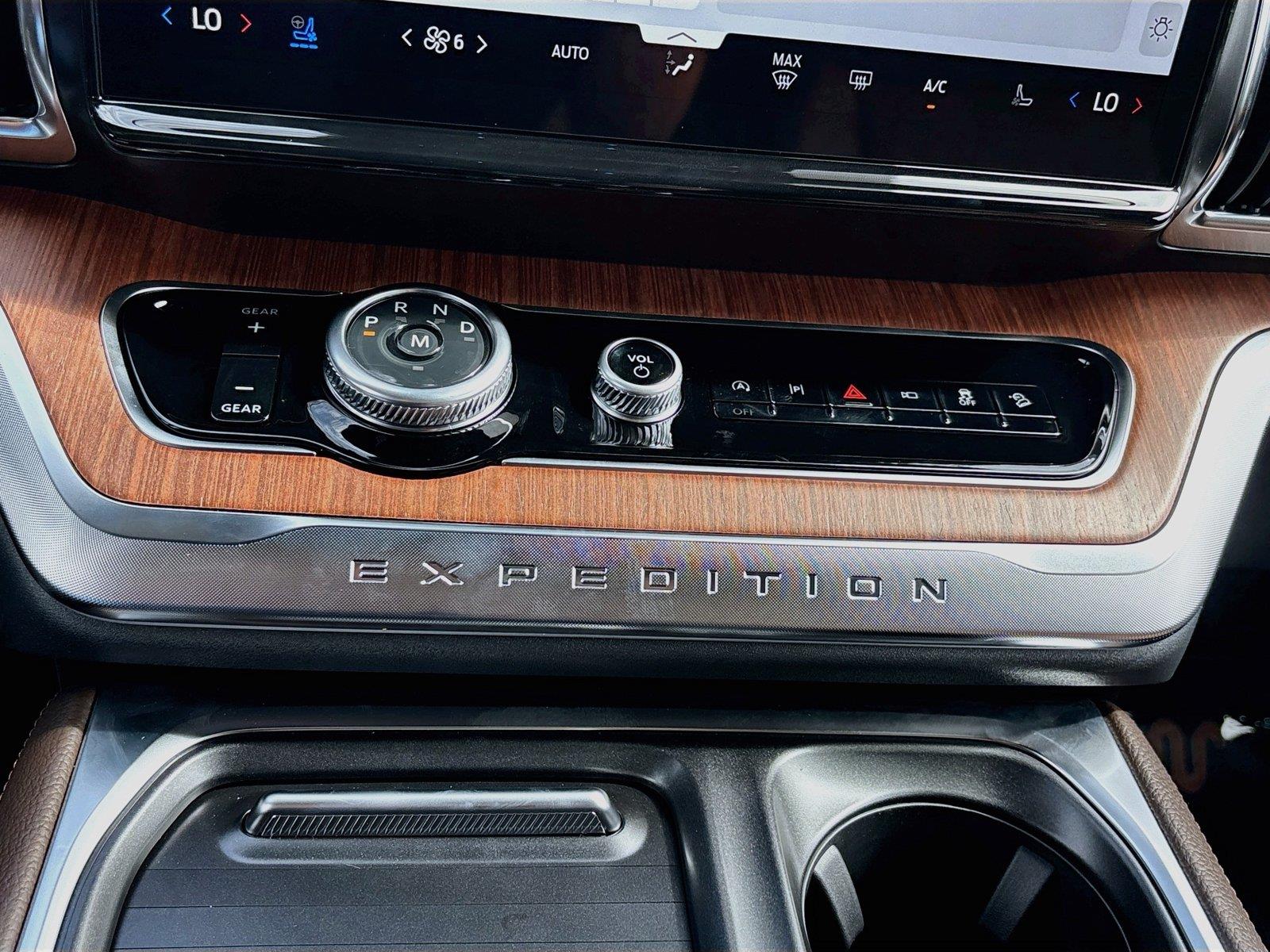 2027 Ford Expedition King Ranch