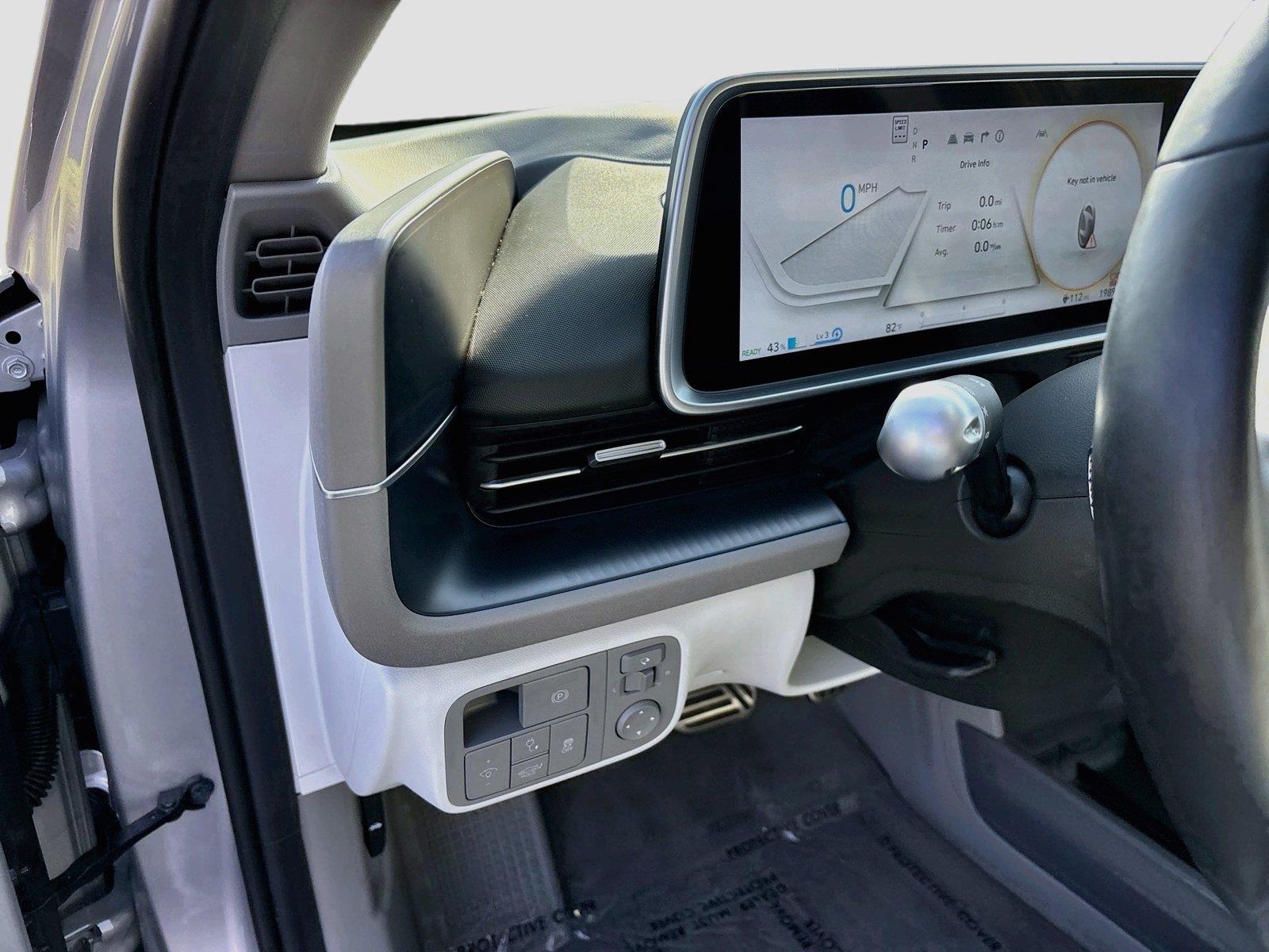 2025 Hyundai IONIQ 6 Limited