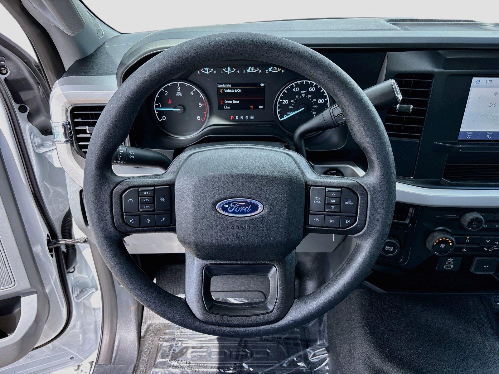 2026 Ford Super Duty F-450 DRW XL