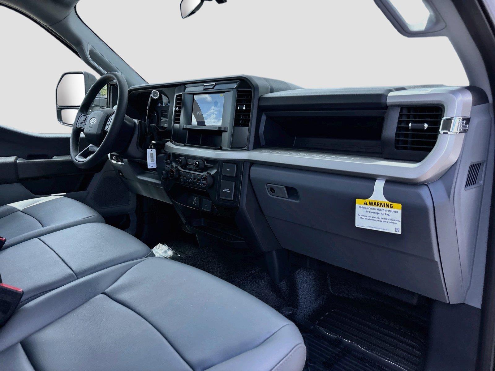 2026 Ford Super Duty F-450 DRW XL