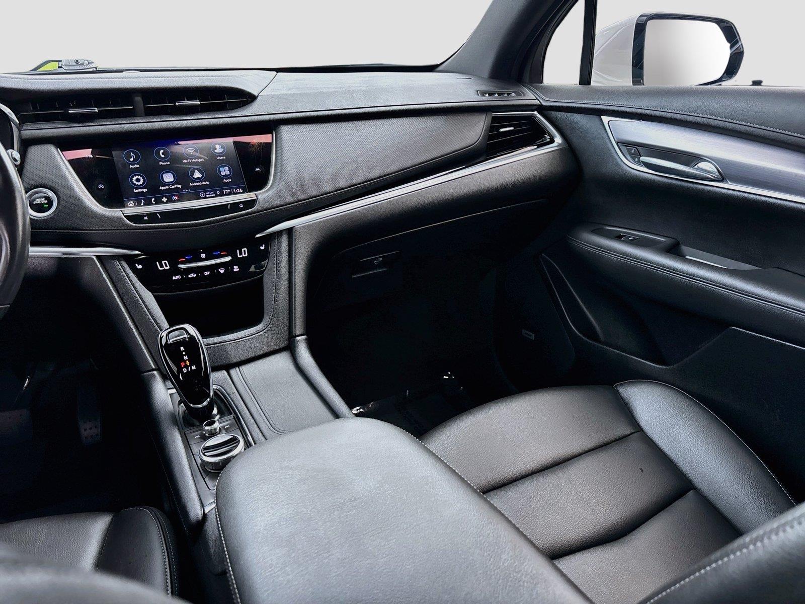 2024 Cadillac XT6 FWD Luxury