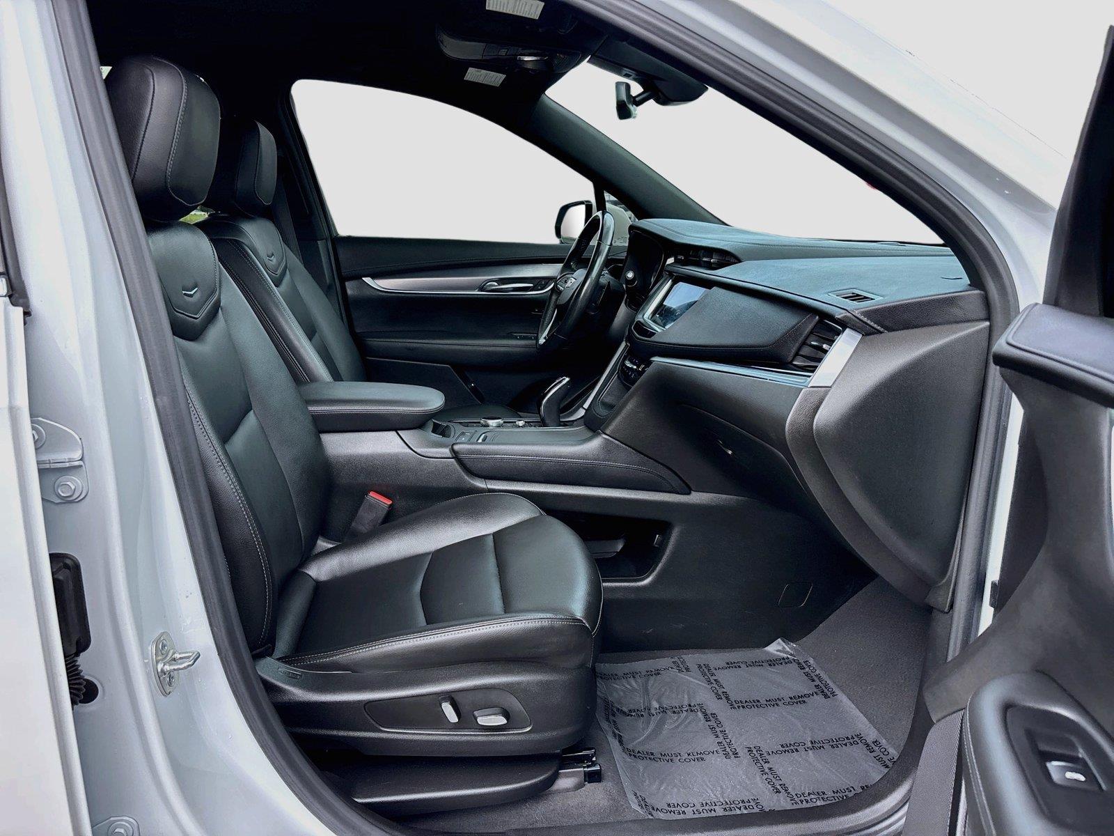 2024 Cadillac XT6 FWD Luxury