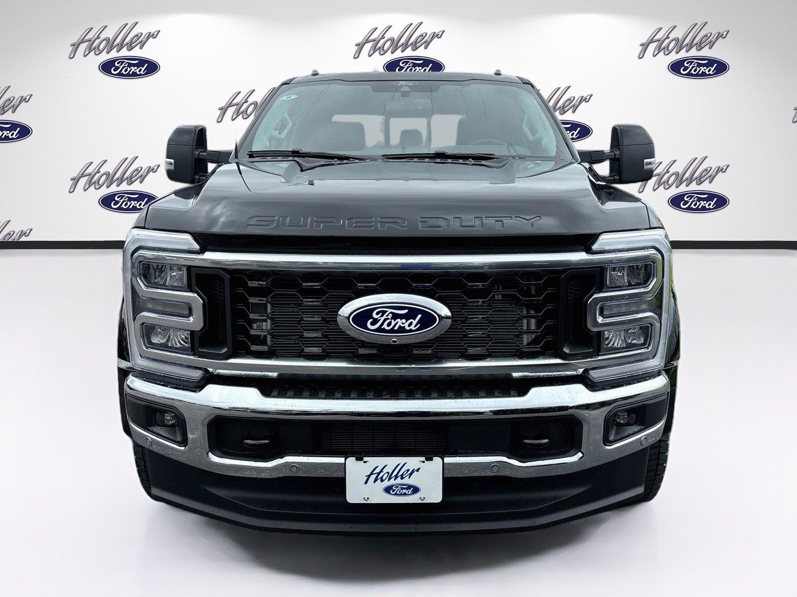2027 Ford Super Duty F-450 DRW LARIAT