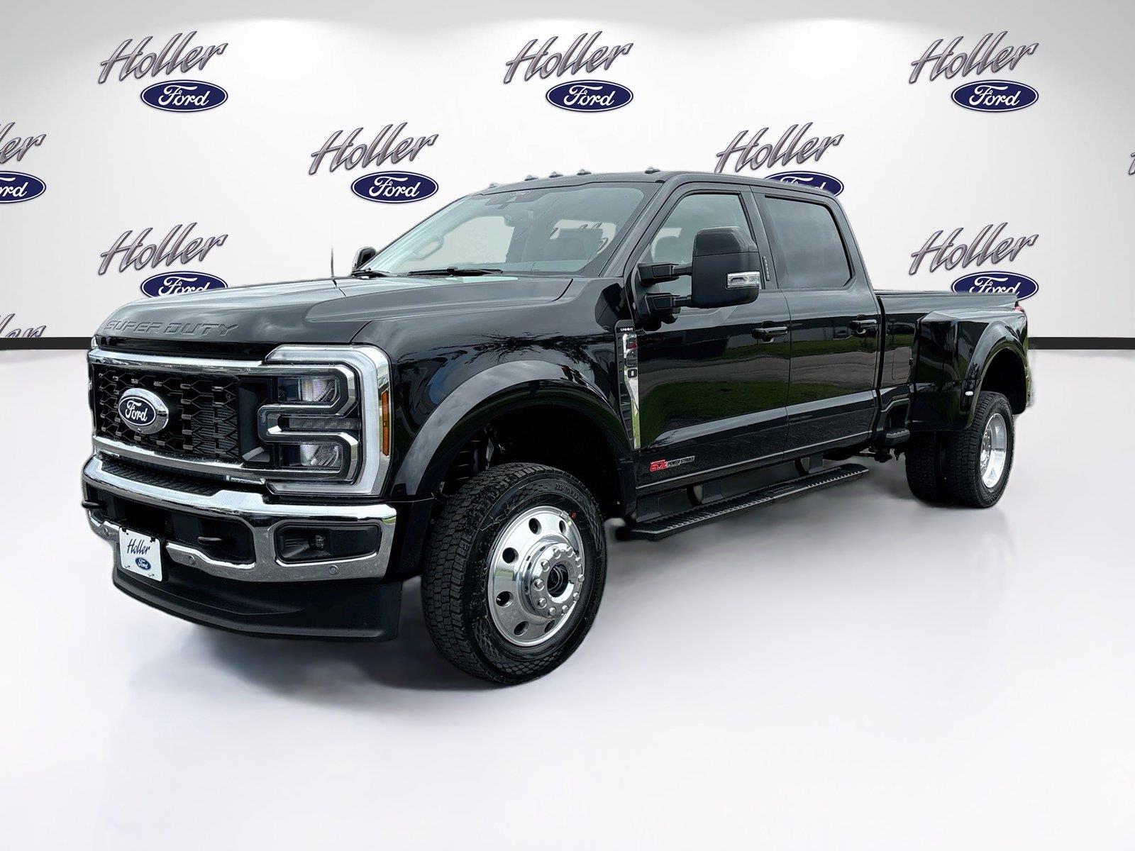 2027 Ford Super Duty F-450 DRW LARIAT