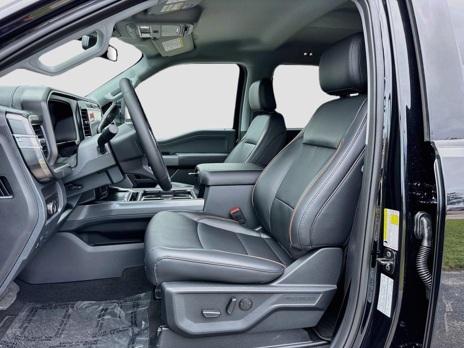 2027 Ford Super Duty F-450 DRW LARIAT