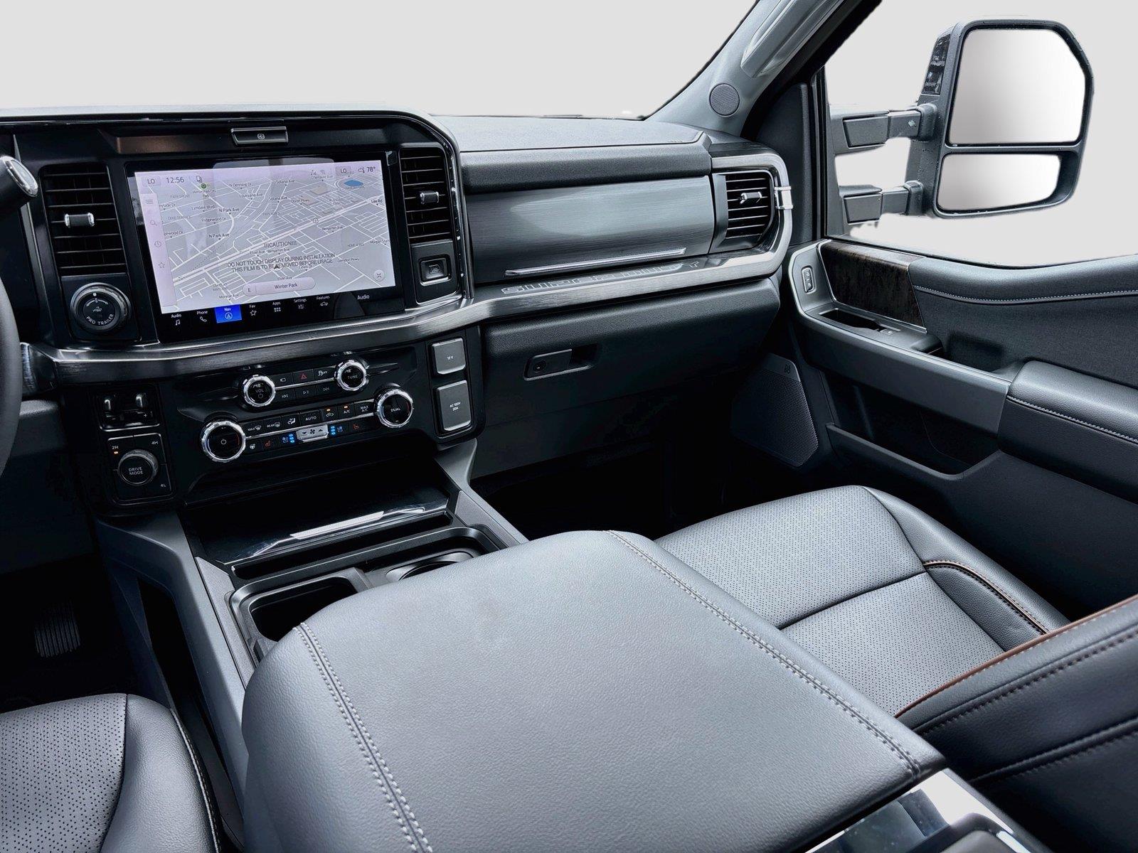 2027 Ford Super Duty F-450 DRW LARIAT
