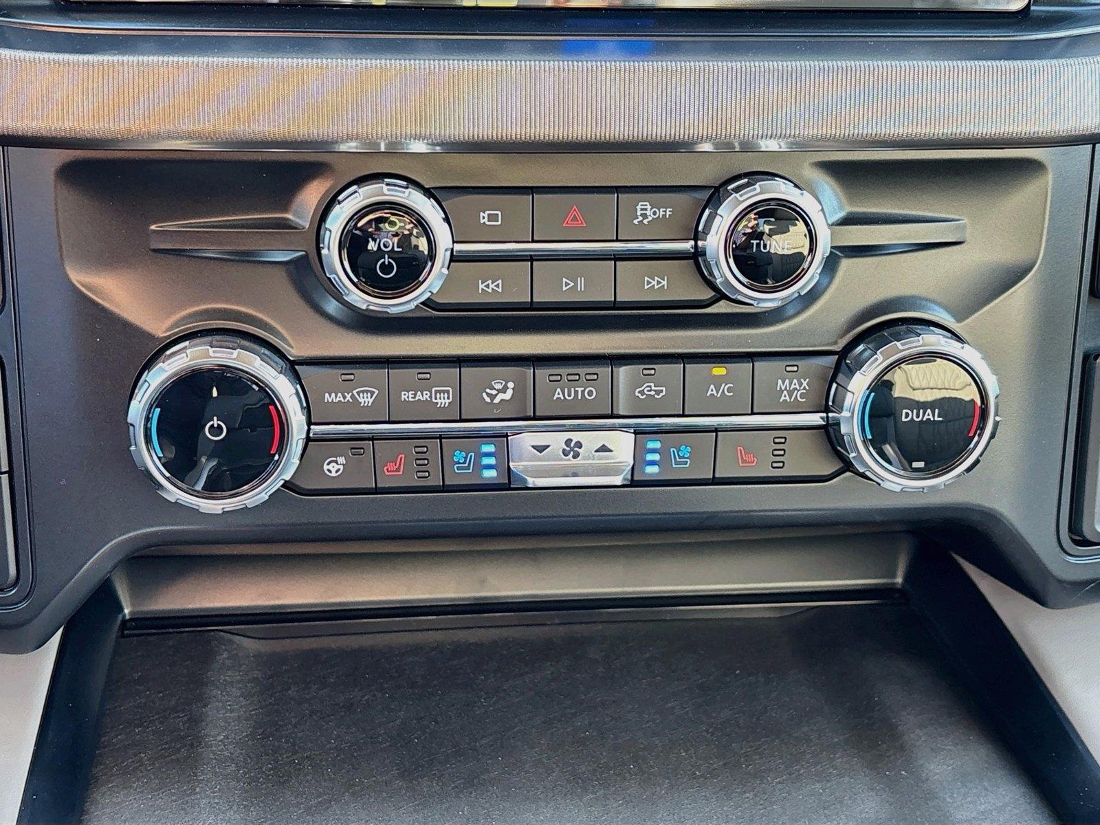2027 Ford Super Duty F-250 SRW Platinum