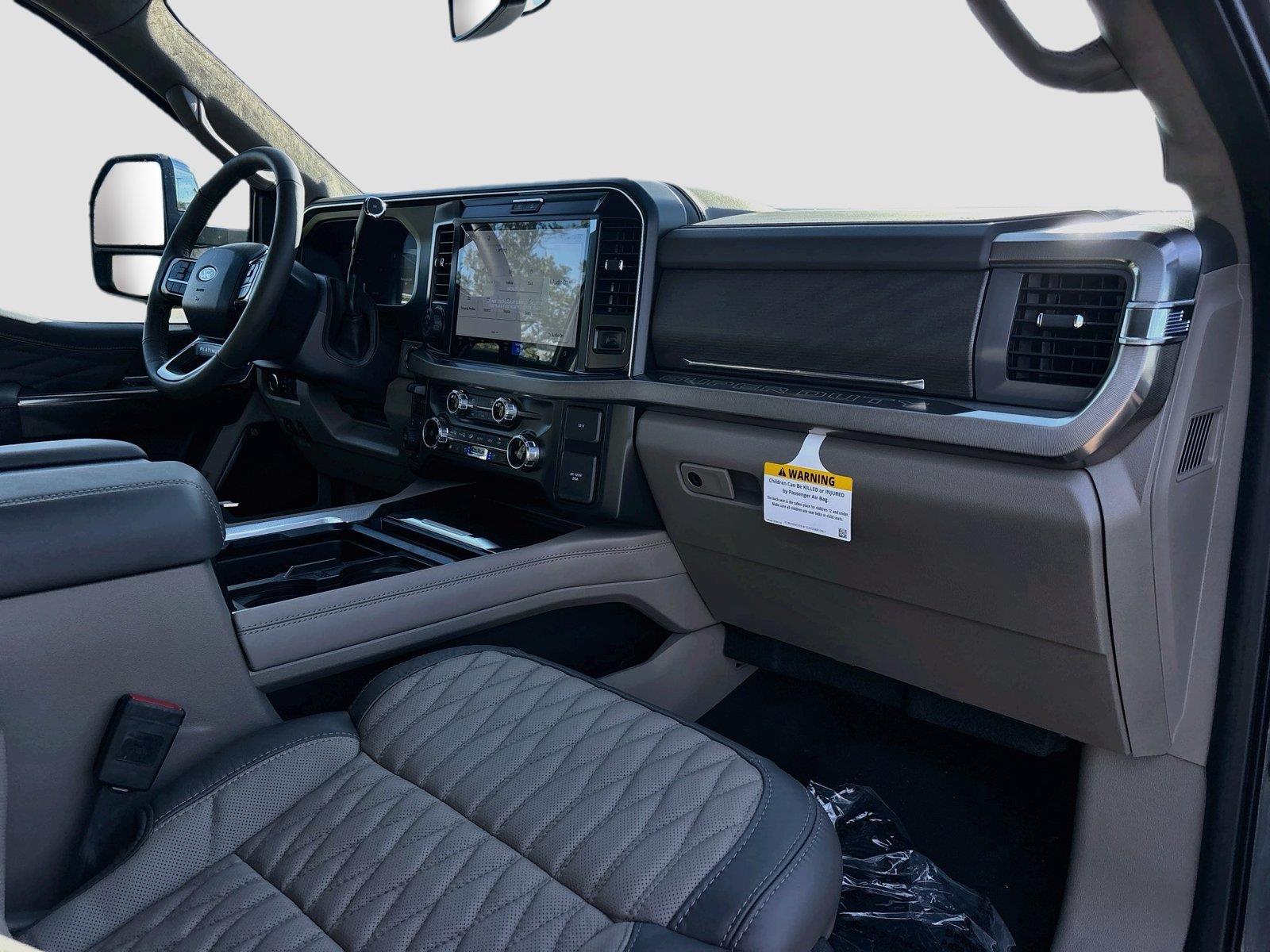 2027 Ford Super Duty F-250 SRW Platinum