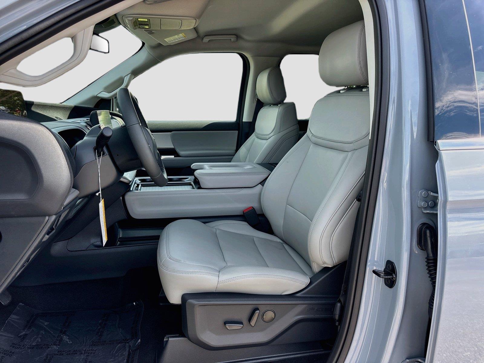 2027 Ford Expedition Active