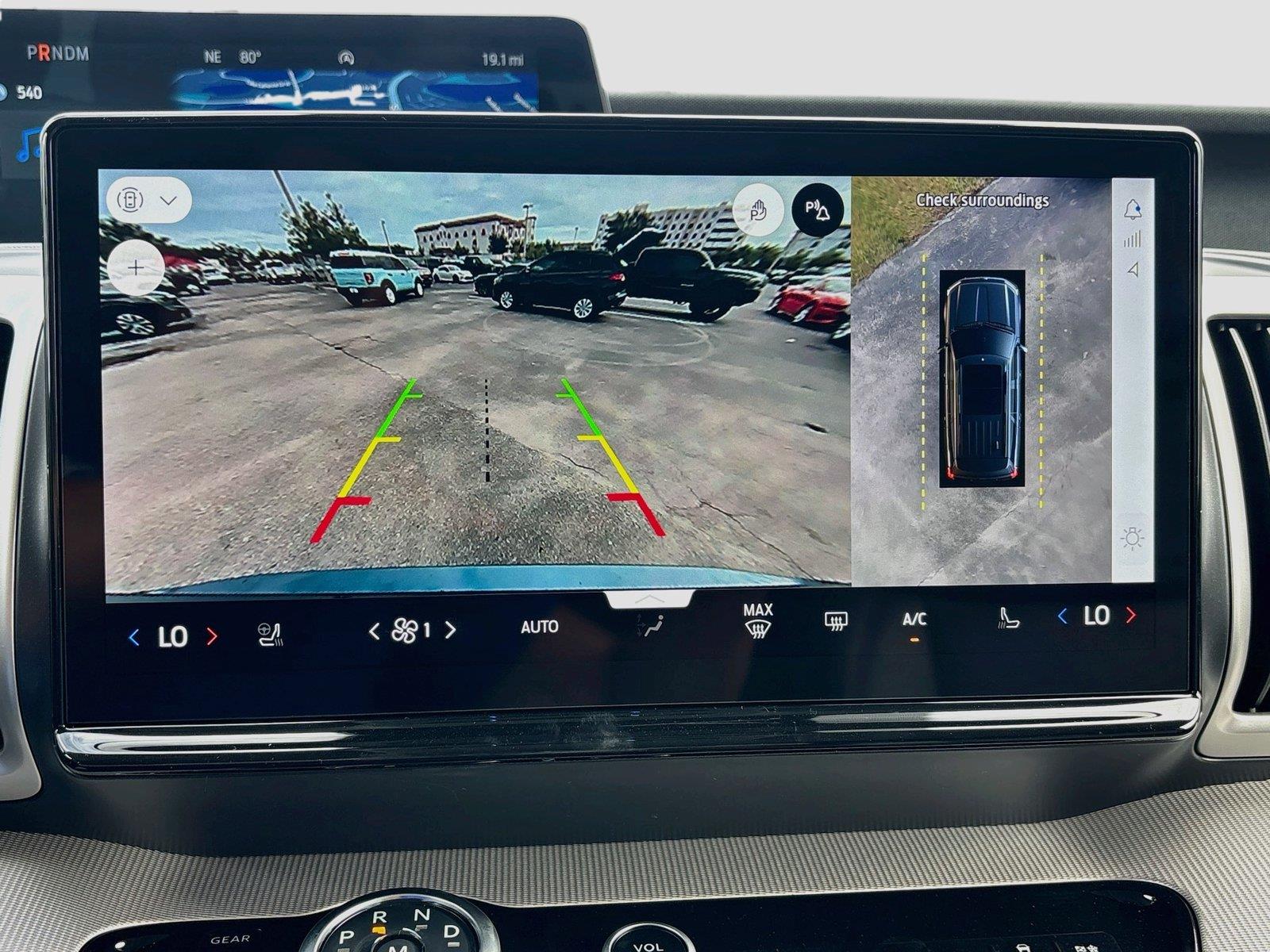 2027 Ford Expedition Active
