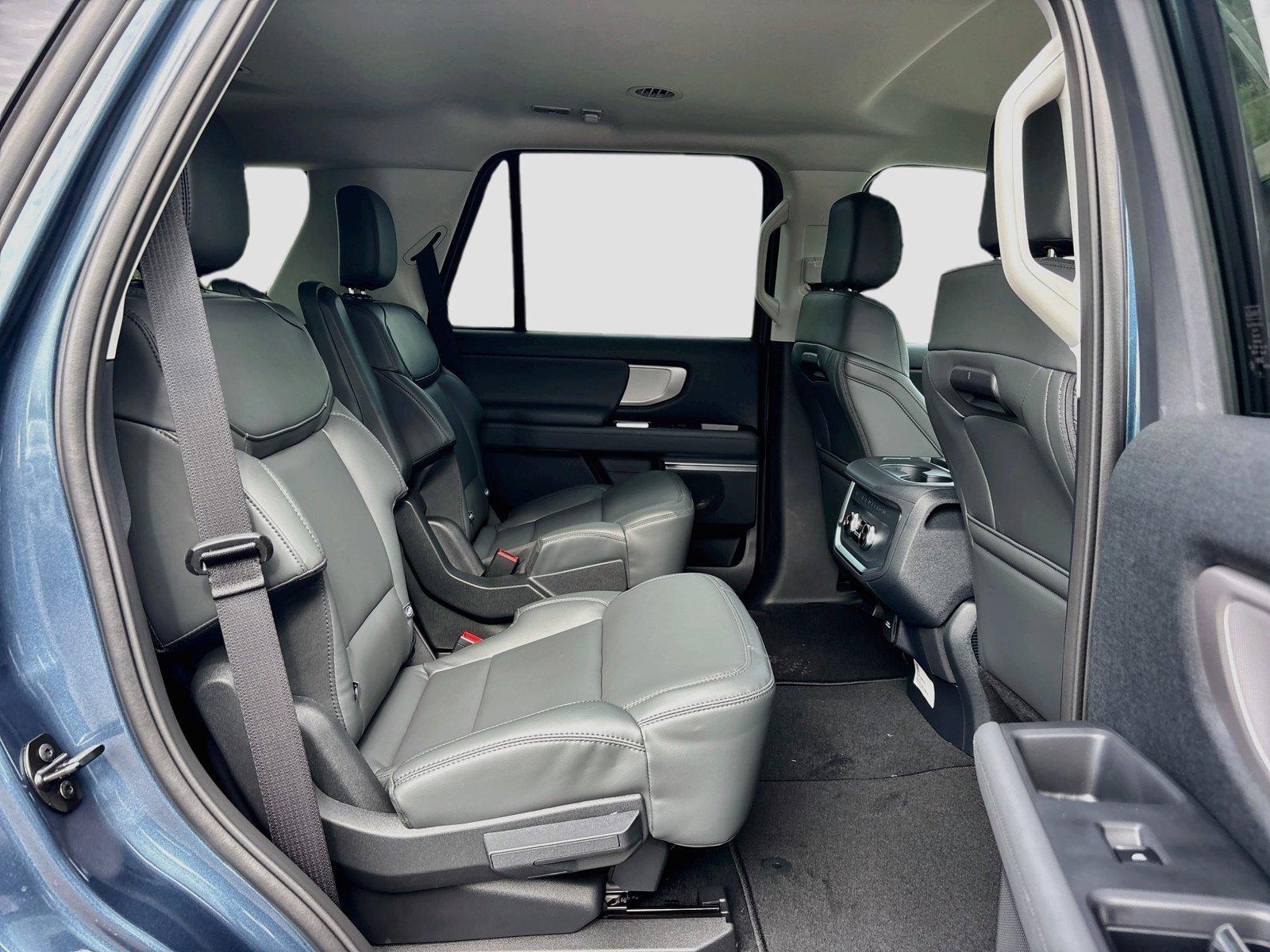 2027 Ford Expedition Active