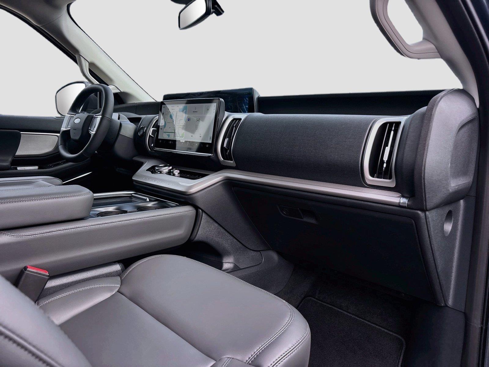 2027 Ford Expedition Active