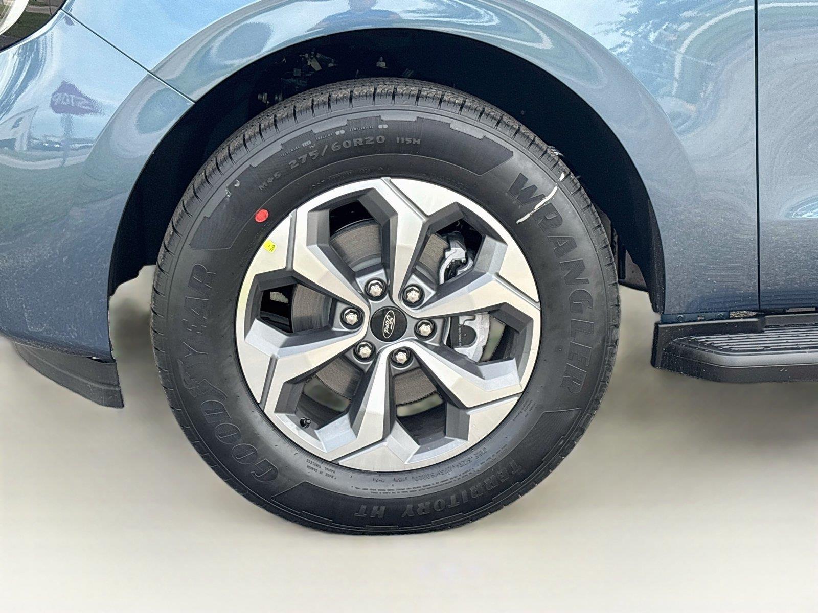 2027 Ford Expedition Active