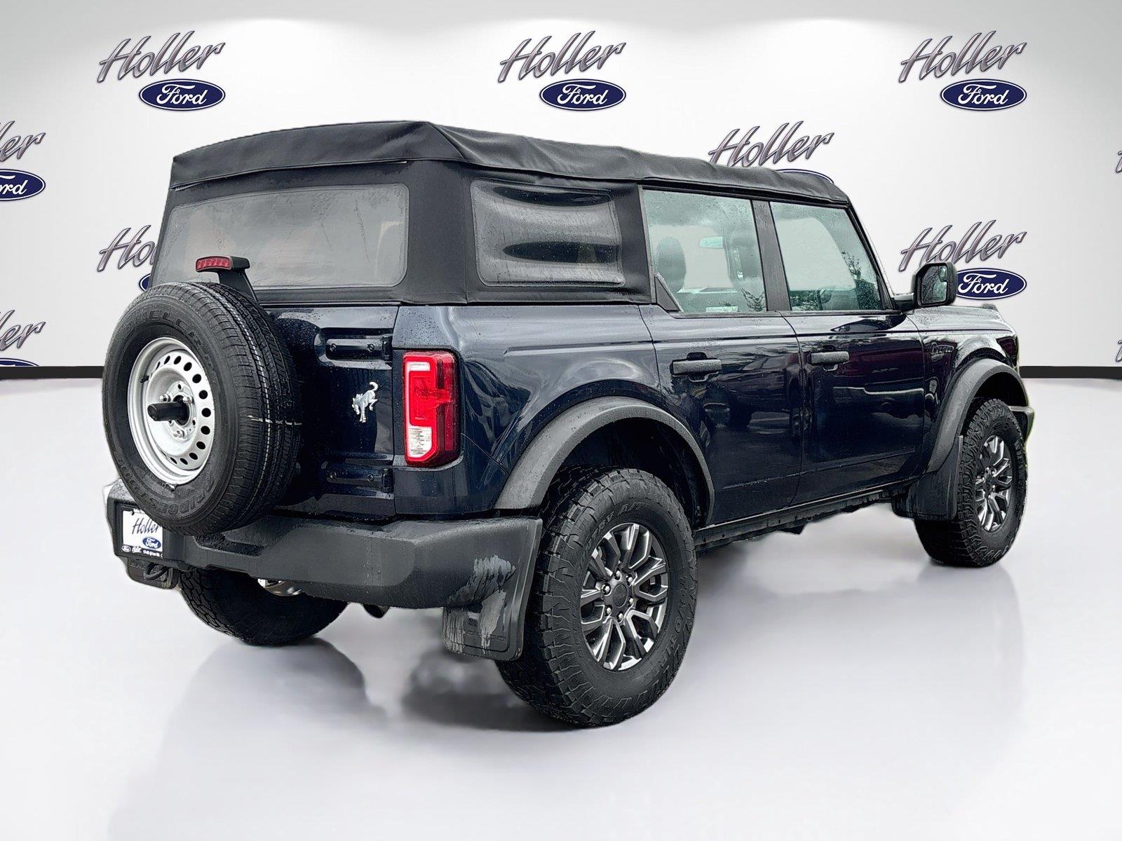 2021 Ford Bronco Base