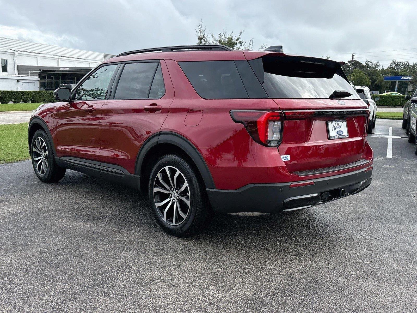 2027 Ford Explorer ST-Line