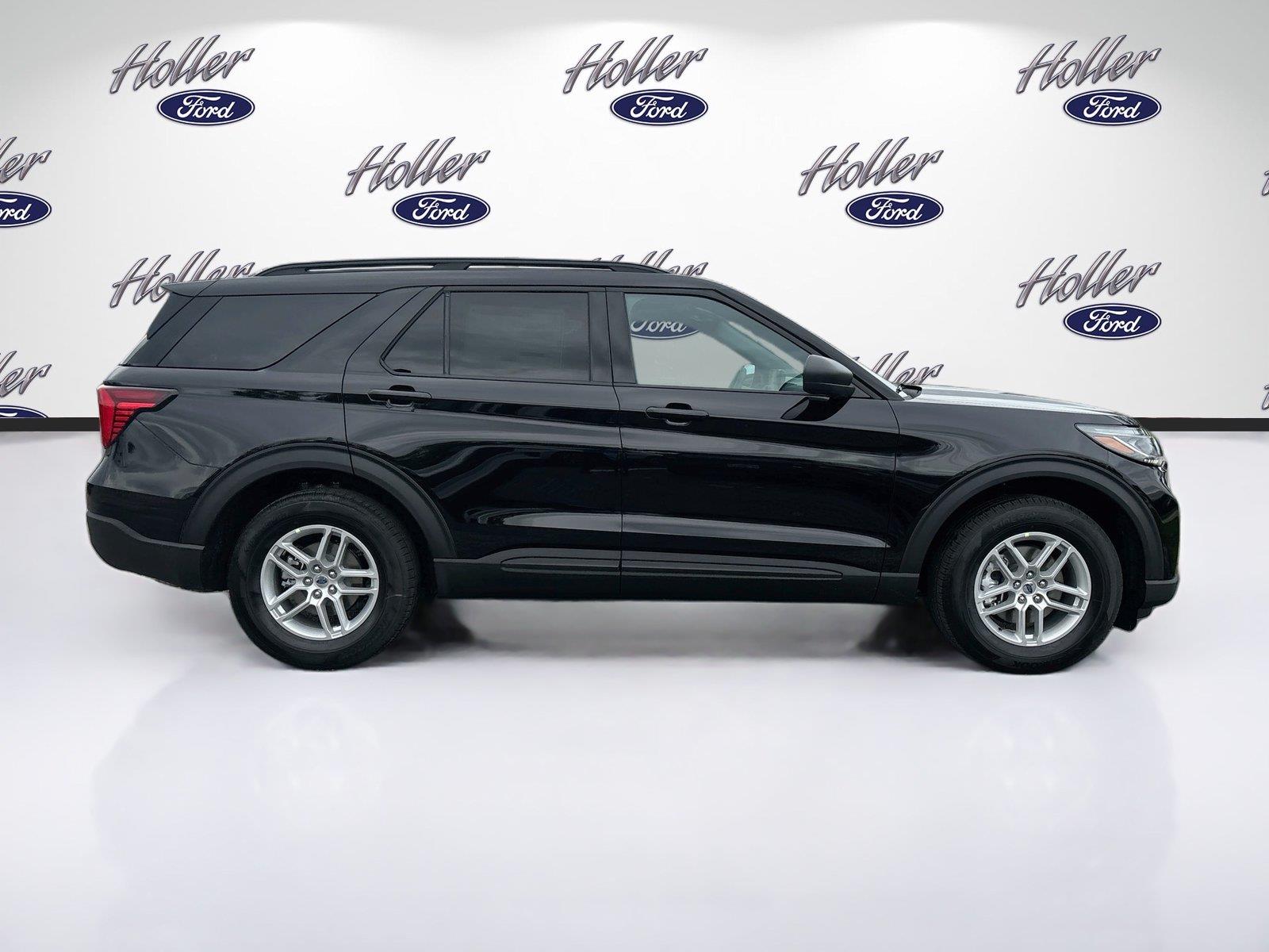 2027 Ford Explorer Active w/200A Pkg